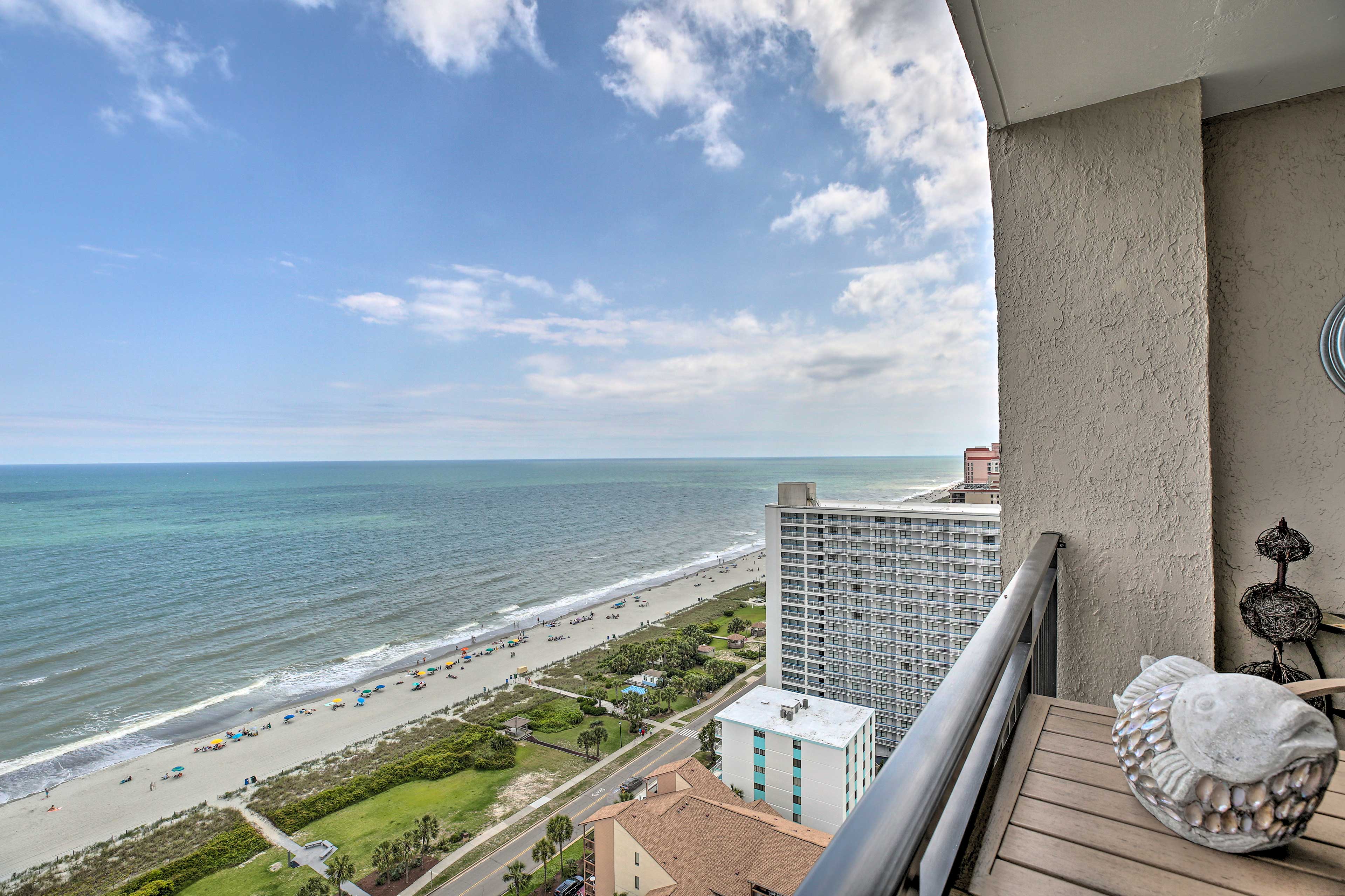 Private Balcony | On-Site Beach Access