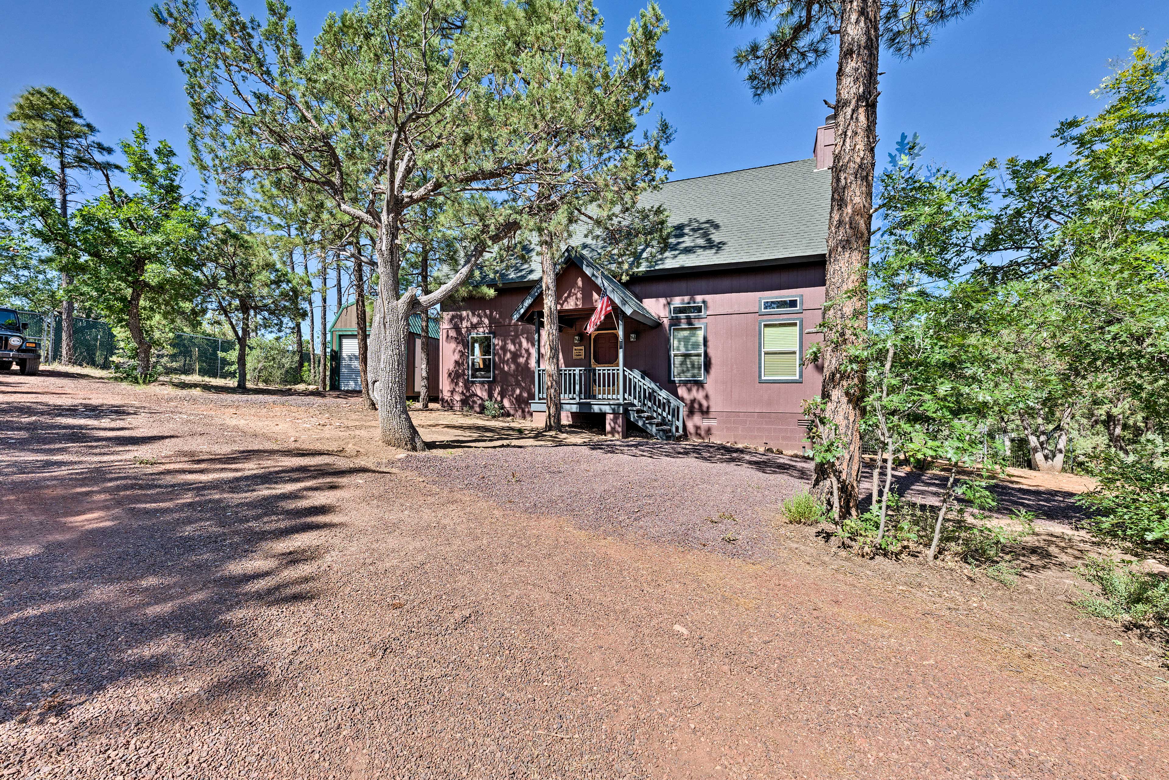 Private Exterior Space: Large Yard