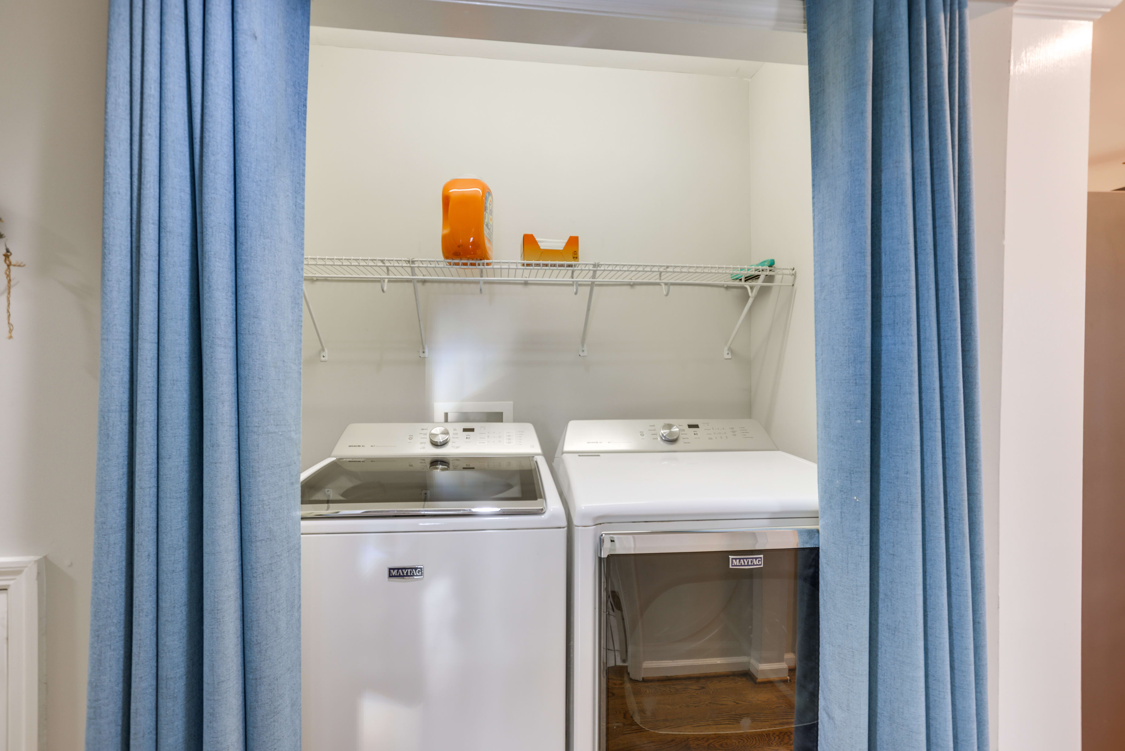 In-Unit Laundry | Washer & Dryer