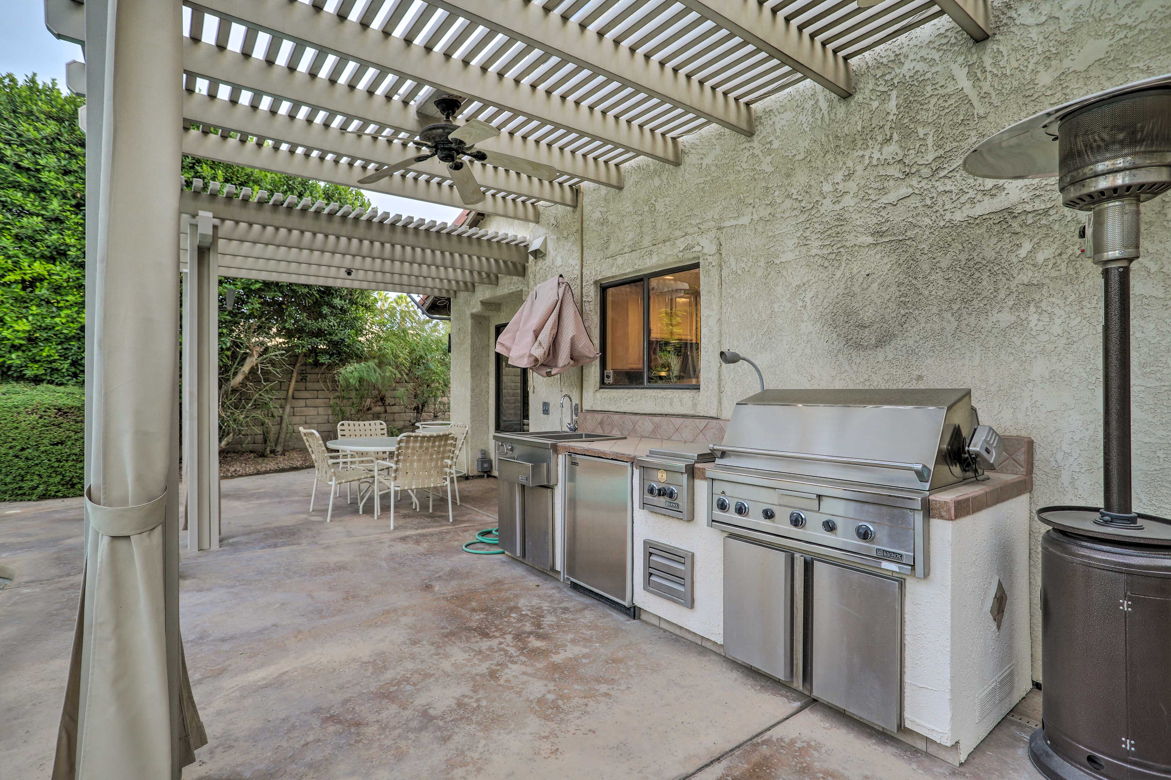 Outdoor Kitchen