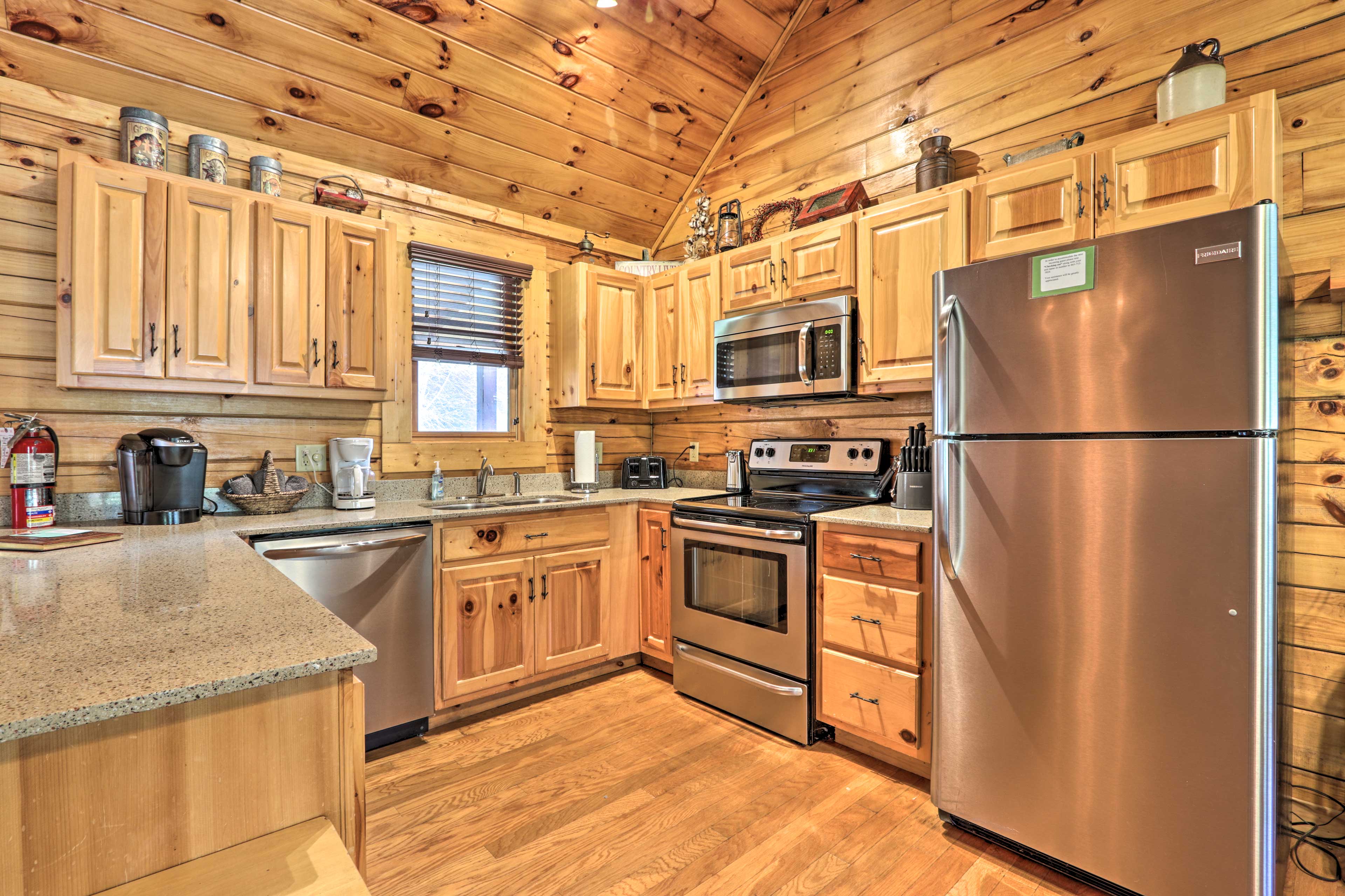 Kitchen | Fully Equipped | Keurig | Drip Coffee Maker | Toaster