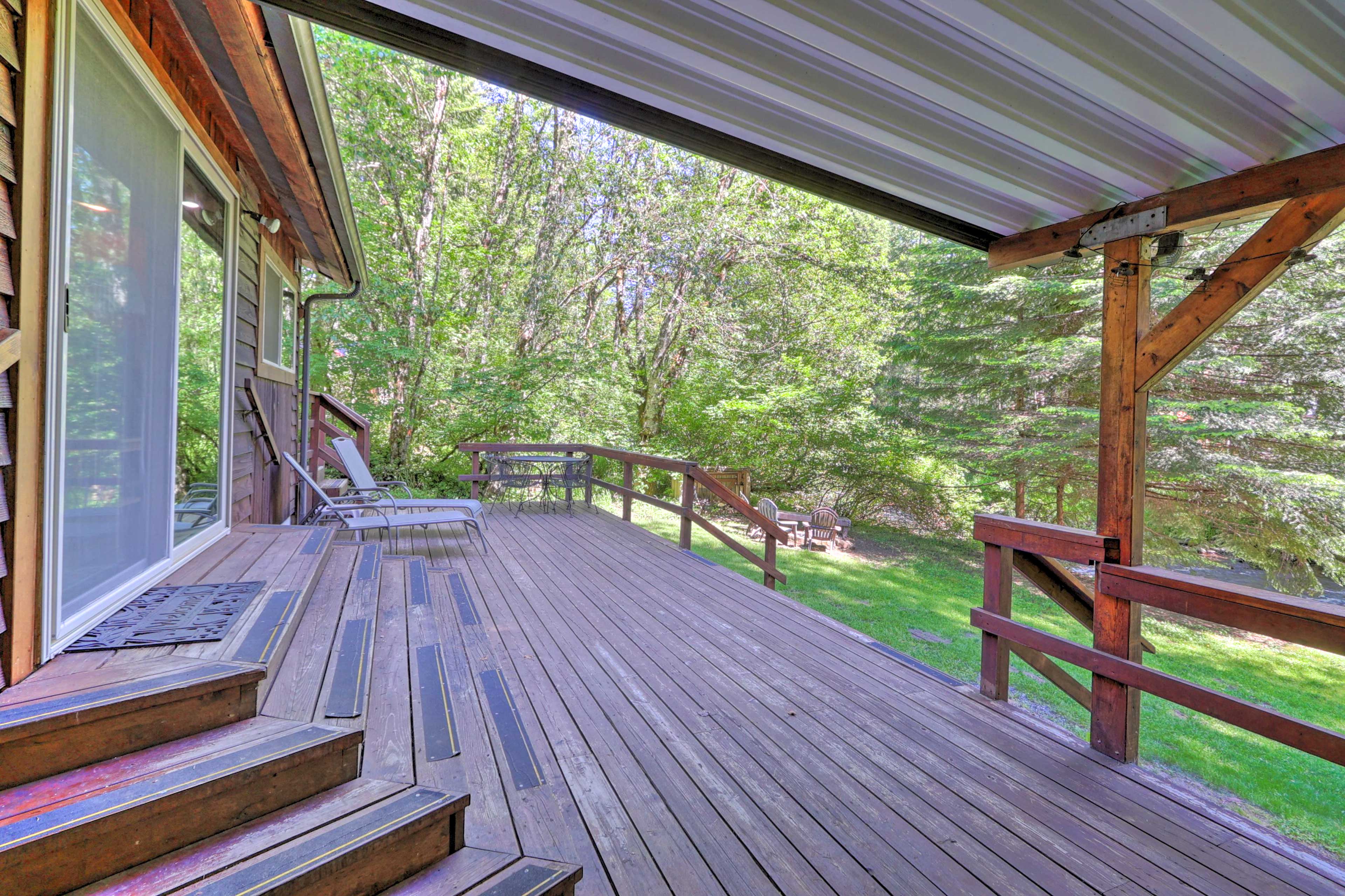 Private Deck