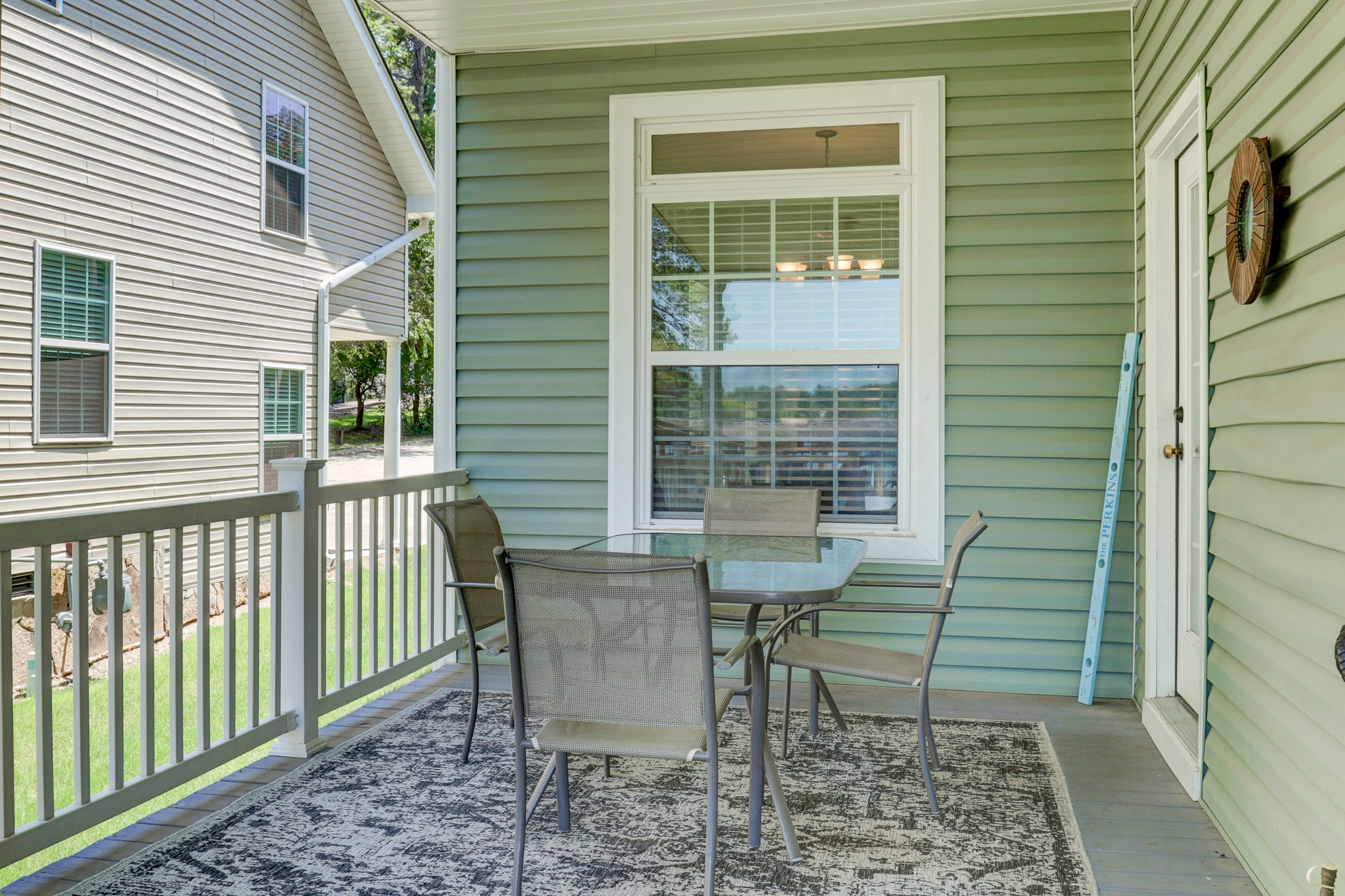 Private Porch | Lake Views