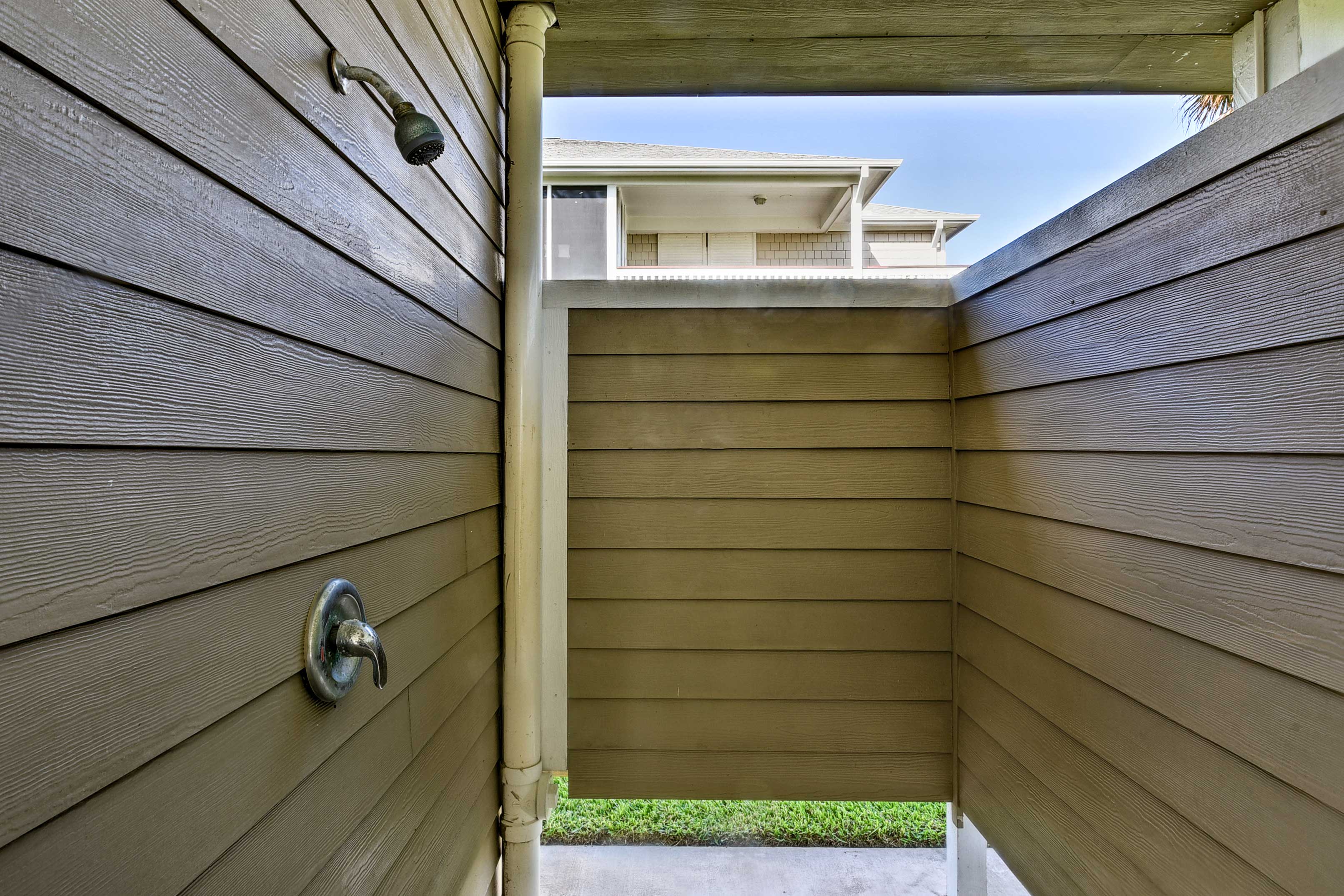 Wash up sandy toes in the outdoor shower.