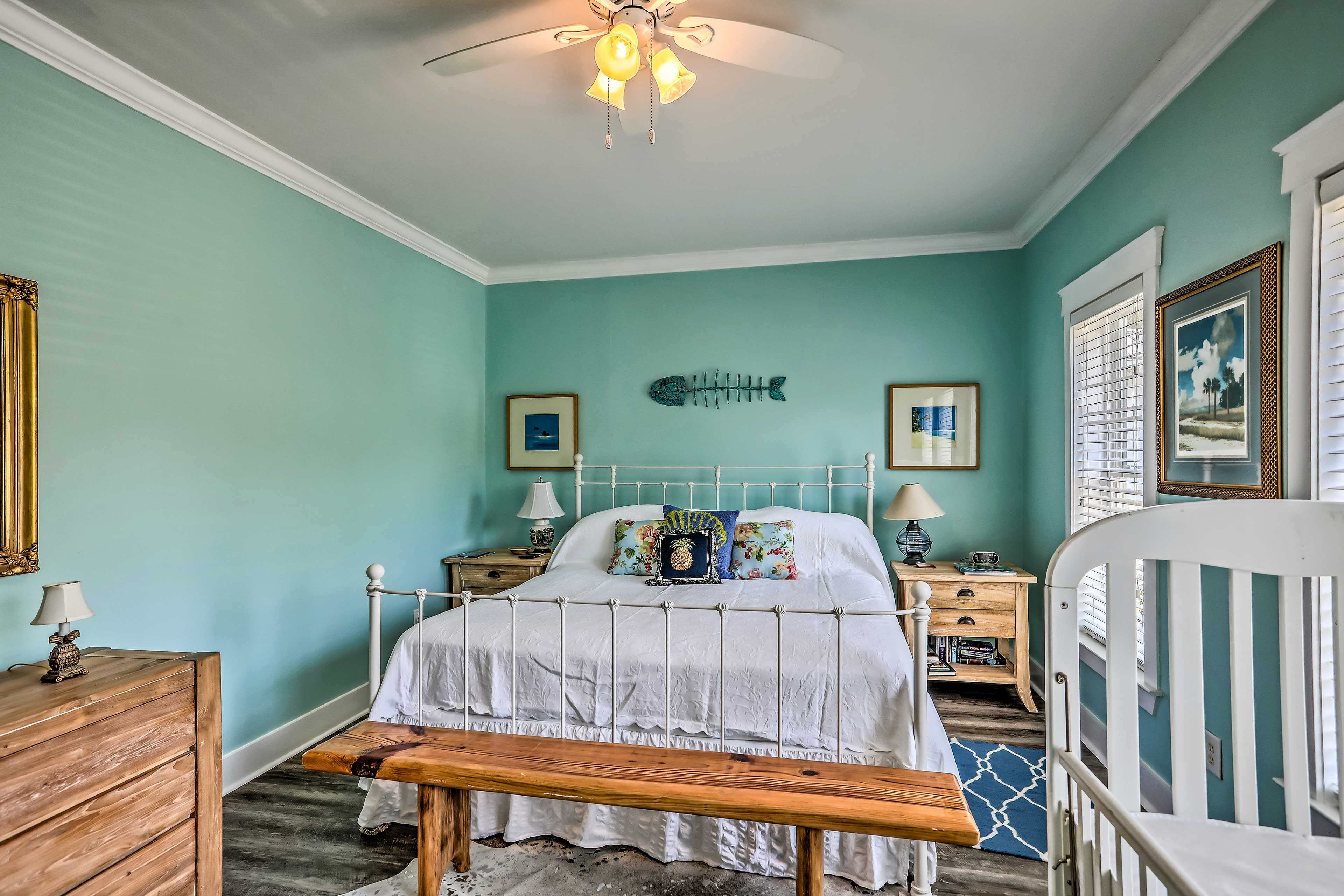 This ocean-inspired room brings the beach to you.