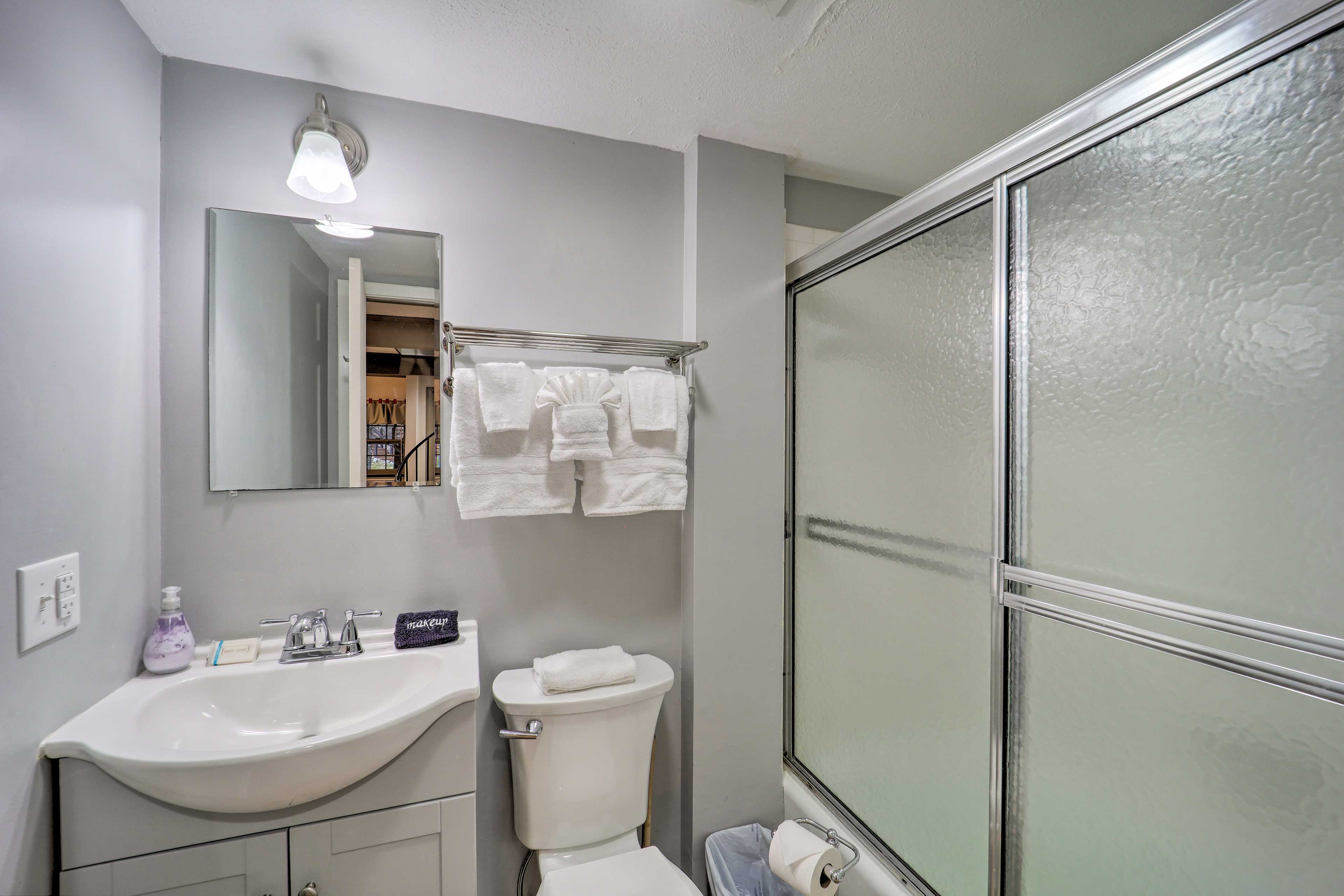 Full Bathroom | Lower Level