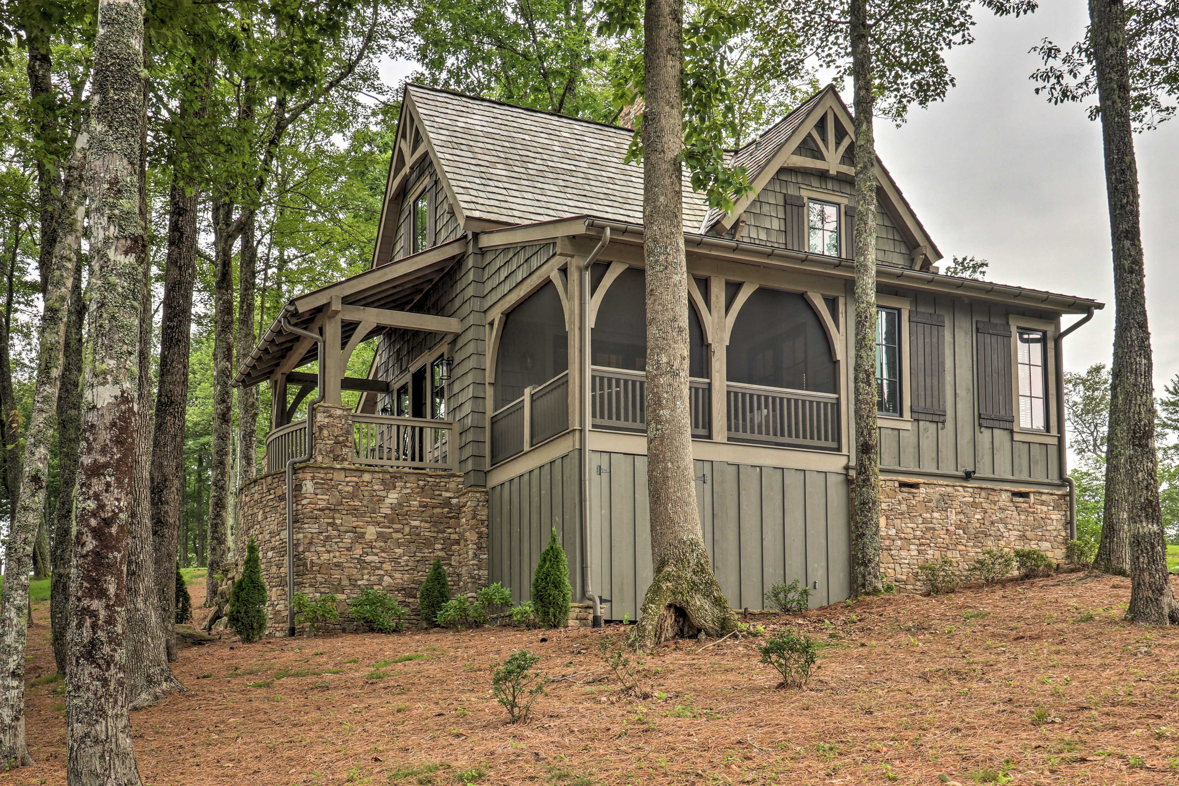 The house sits just minutes from nearby hiking trails & fishing ponds.