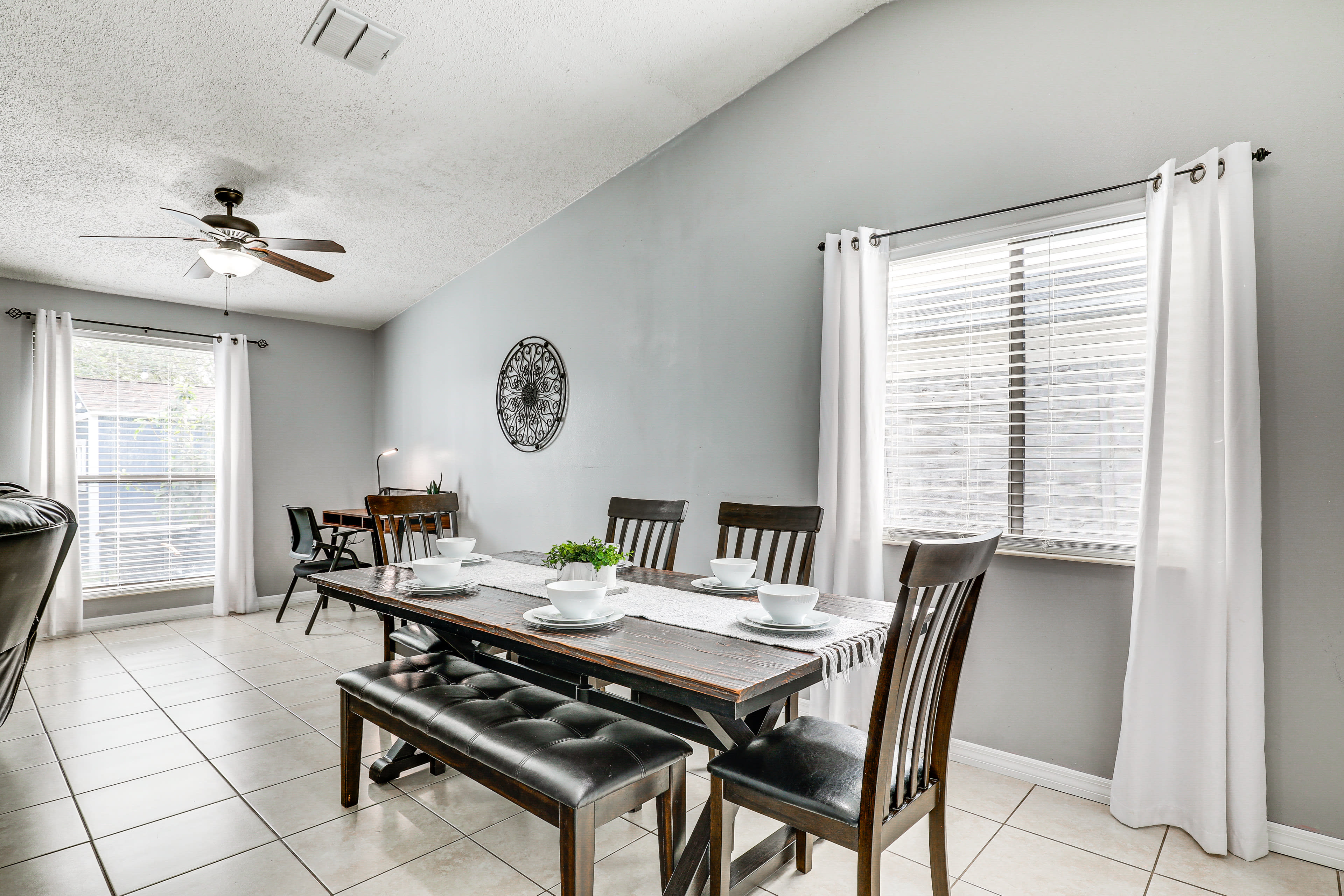 Dining Table | Dishware & Flatware