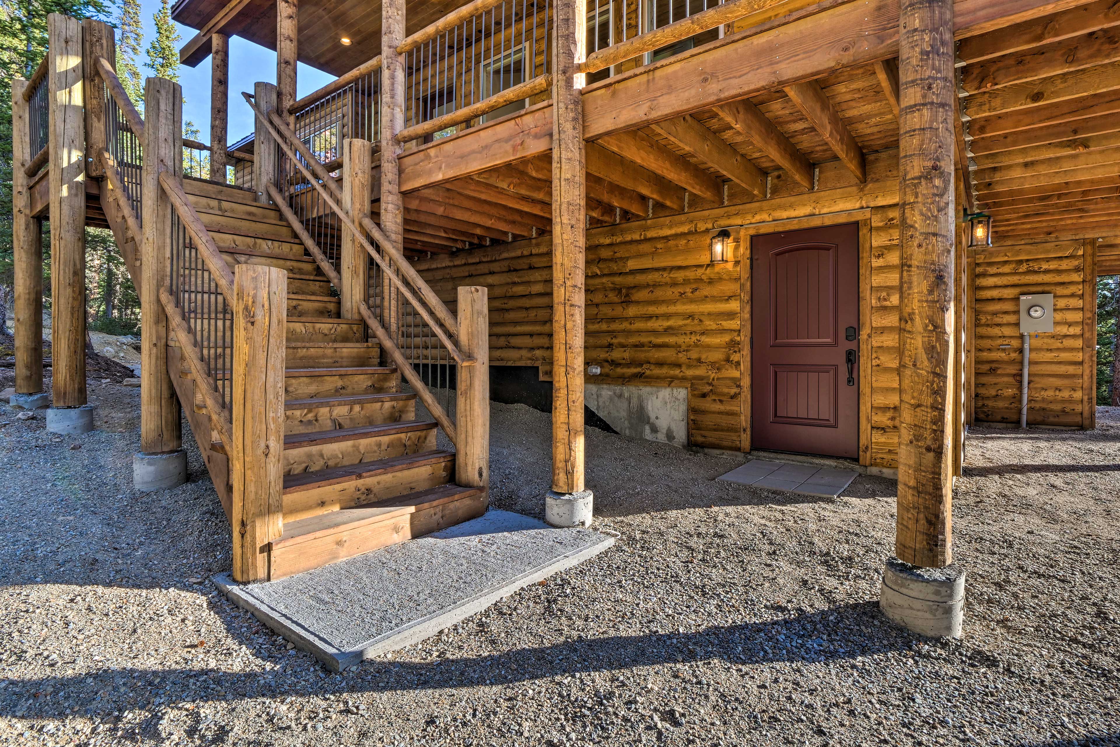 Cabin Entrance | Stairs Required