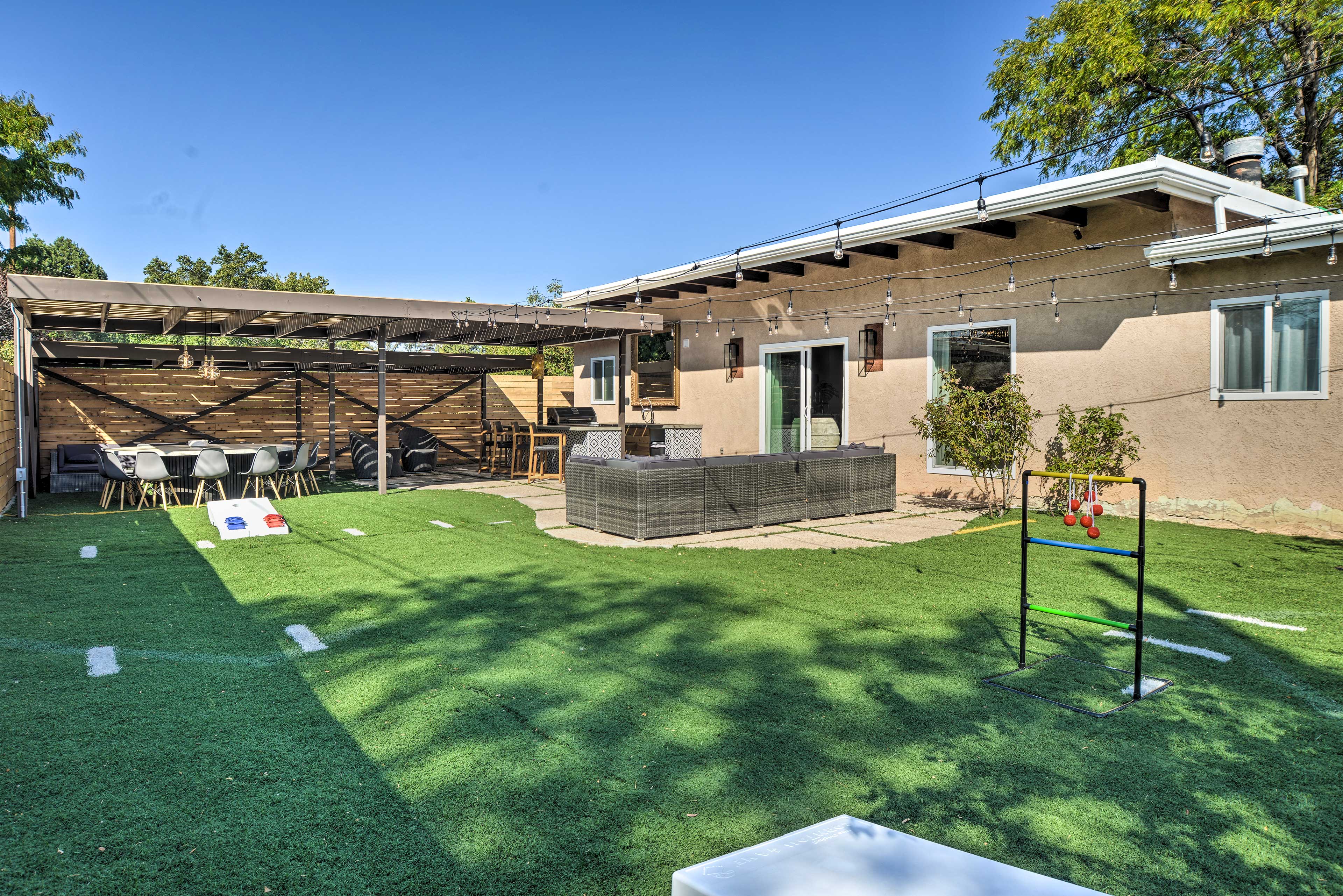 Private Courtyard | Games | Space Heaters | Private Hot Tub | Putting Green