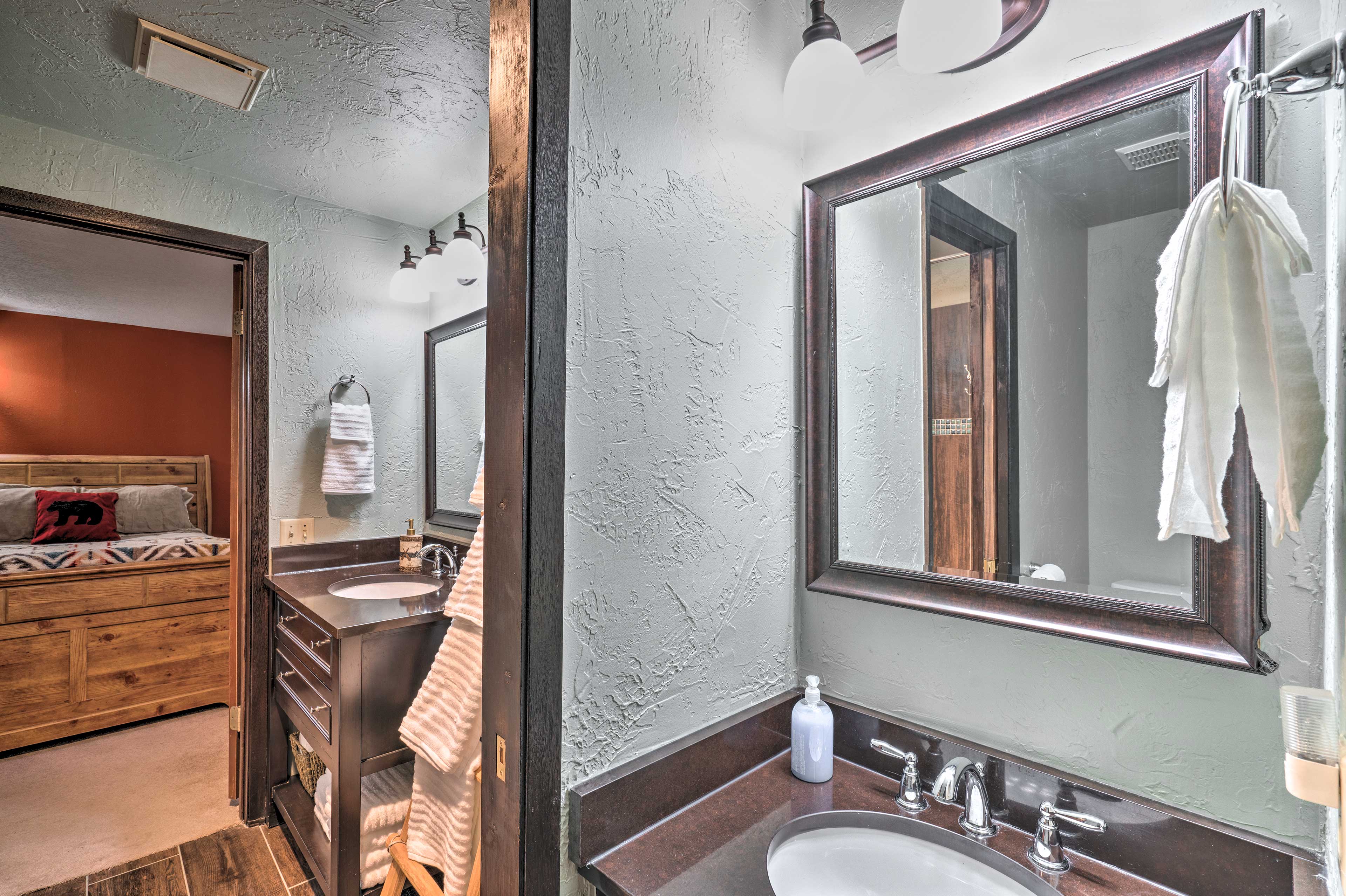 Jack-and-Jill Bathroom | Accessible by Bedrooms 2 & 3