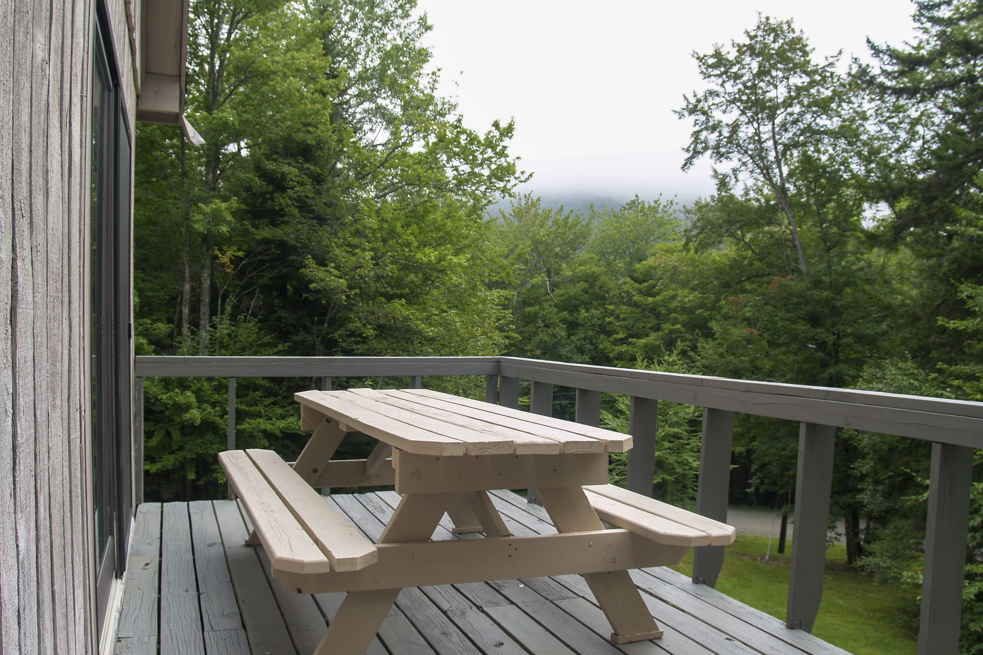 Private Deck