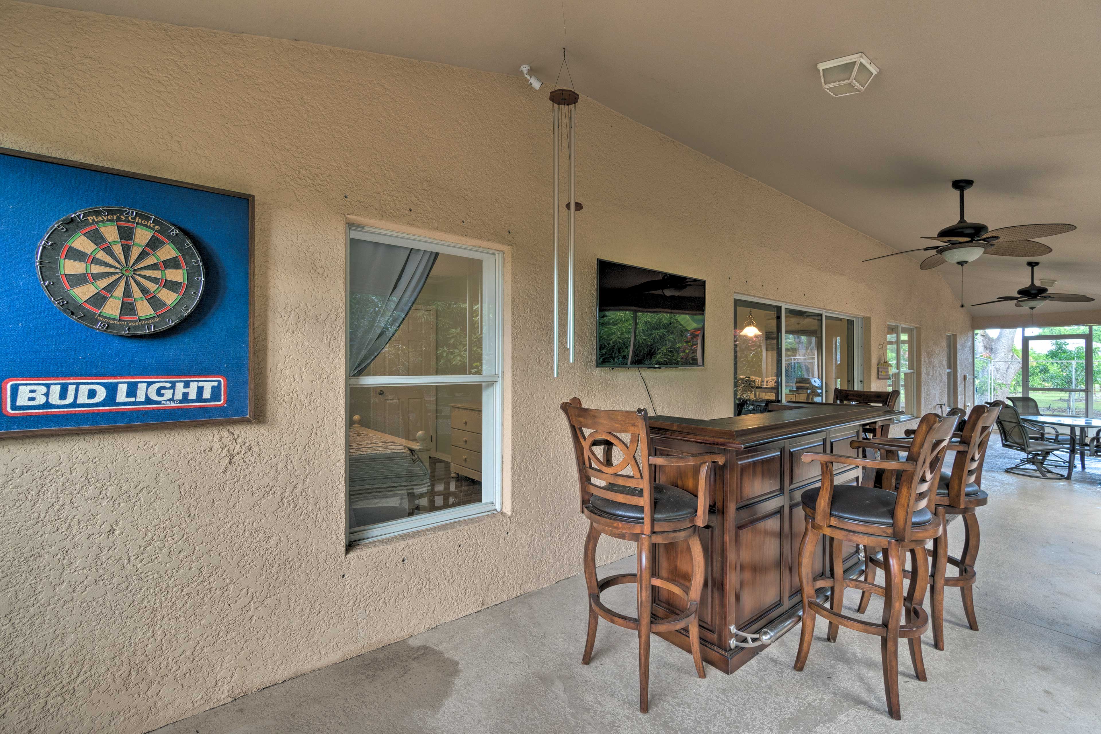 Screened-In Porch | Cable TV | Darts