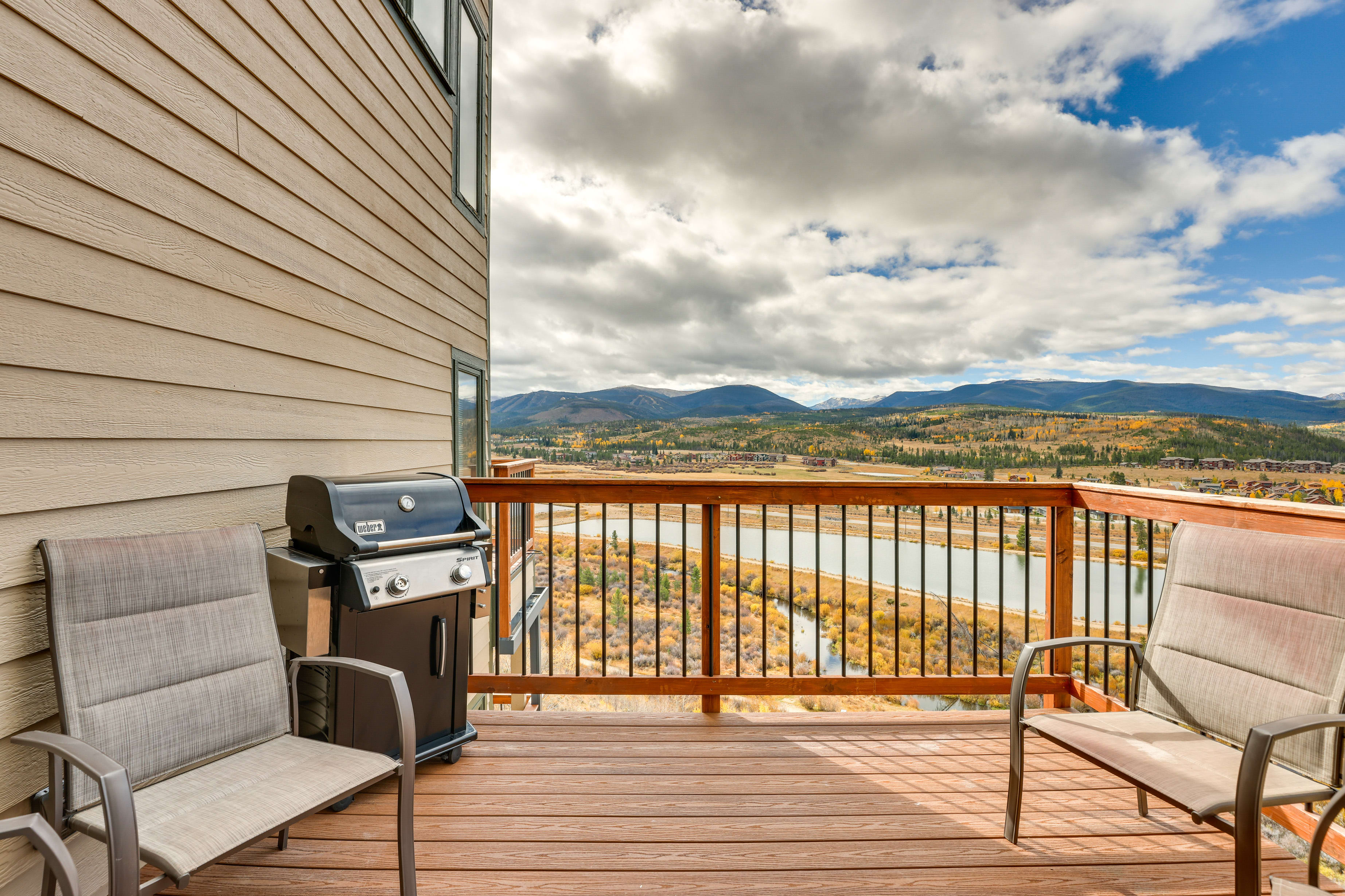 Balcony | Access through Living Room