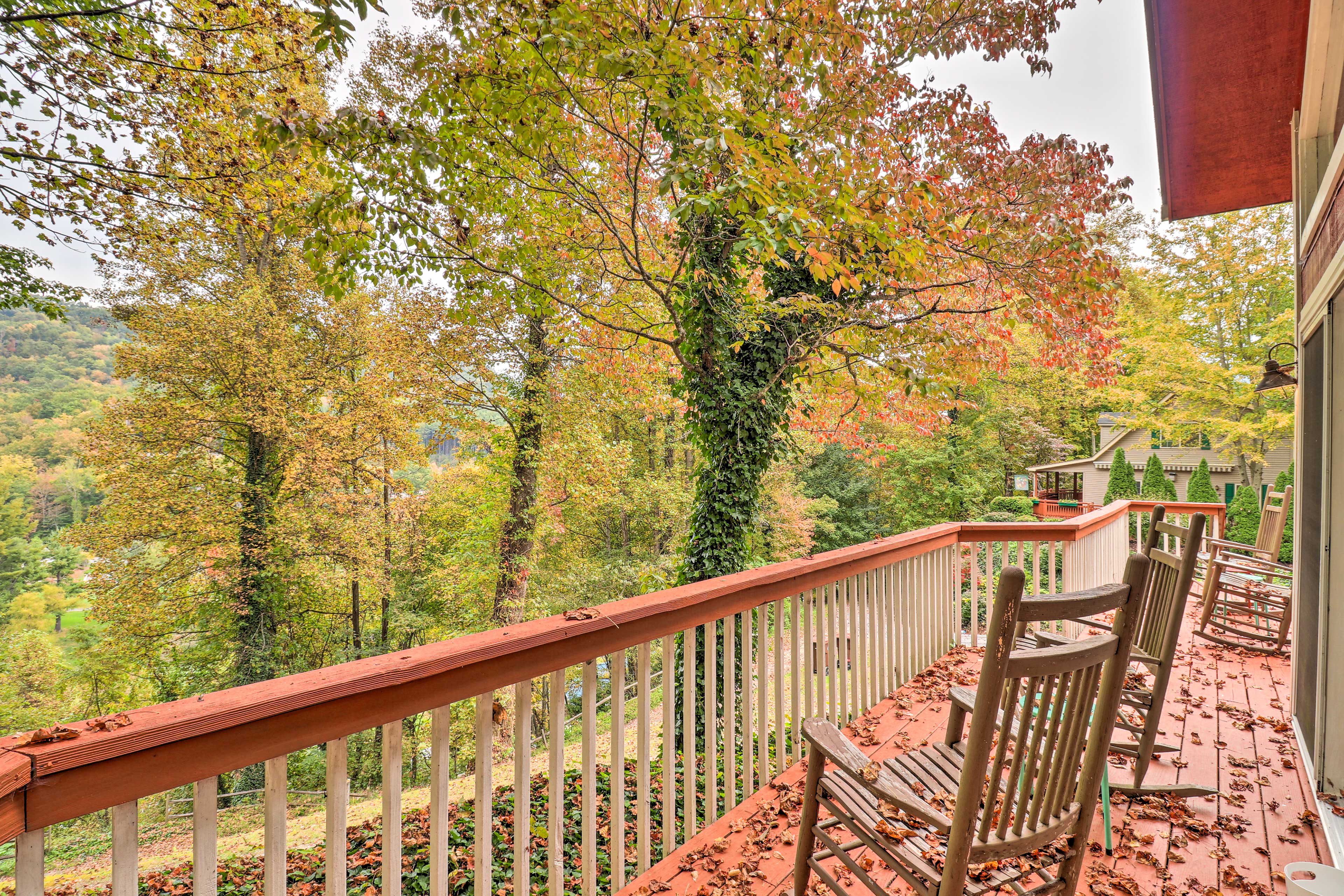 Private Deck