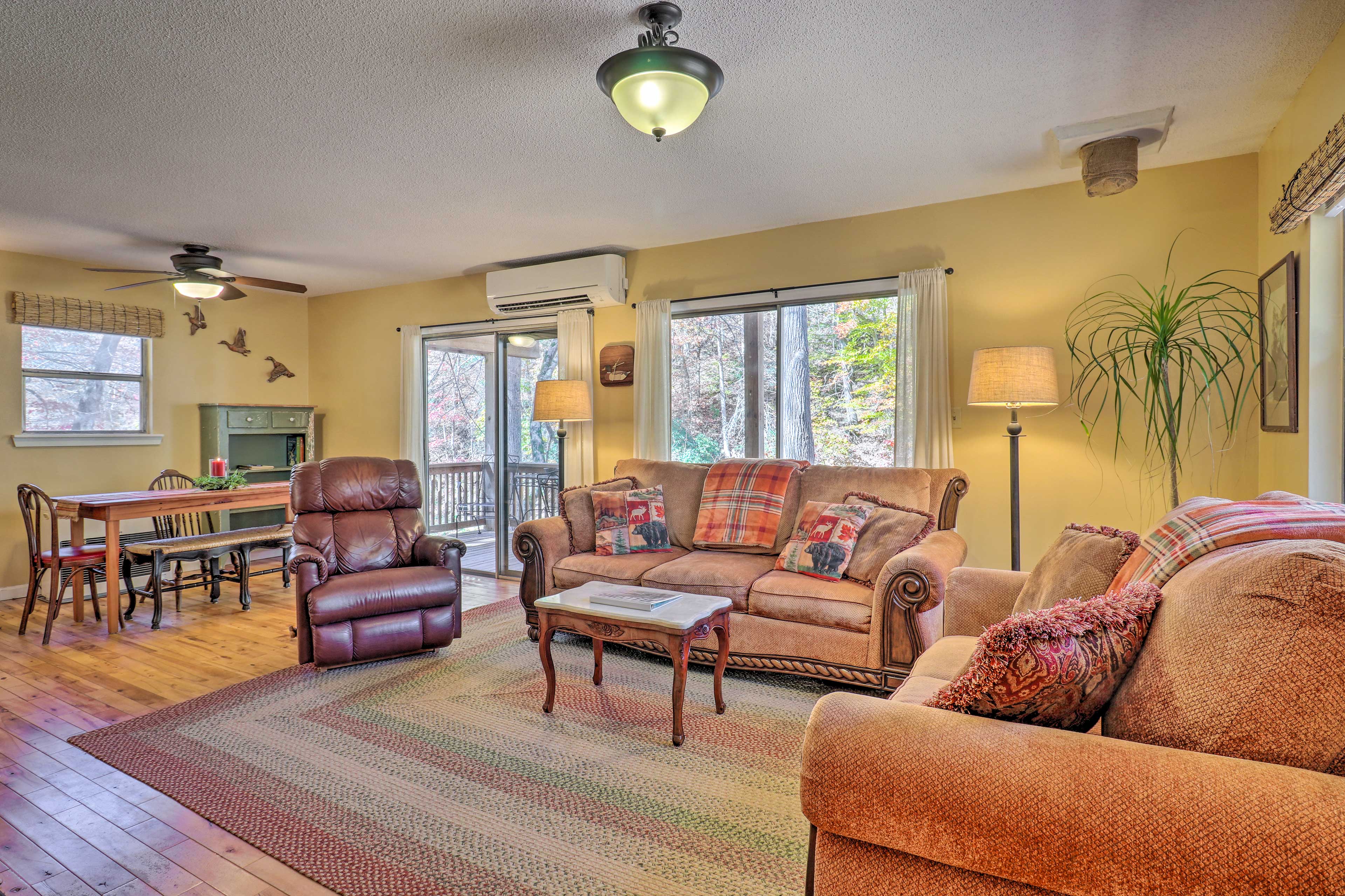 Living Room | Covered Deck Access