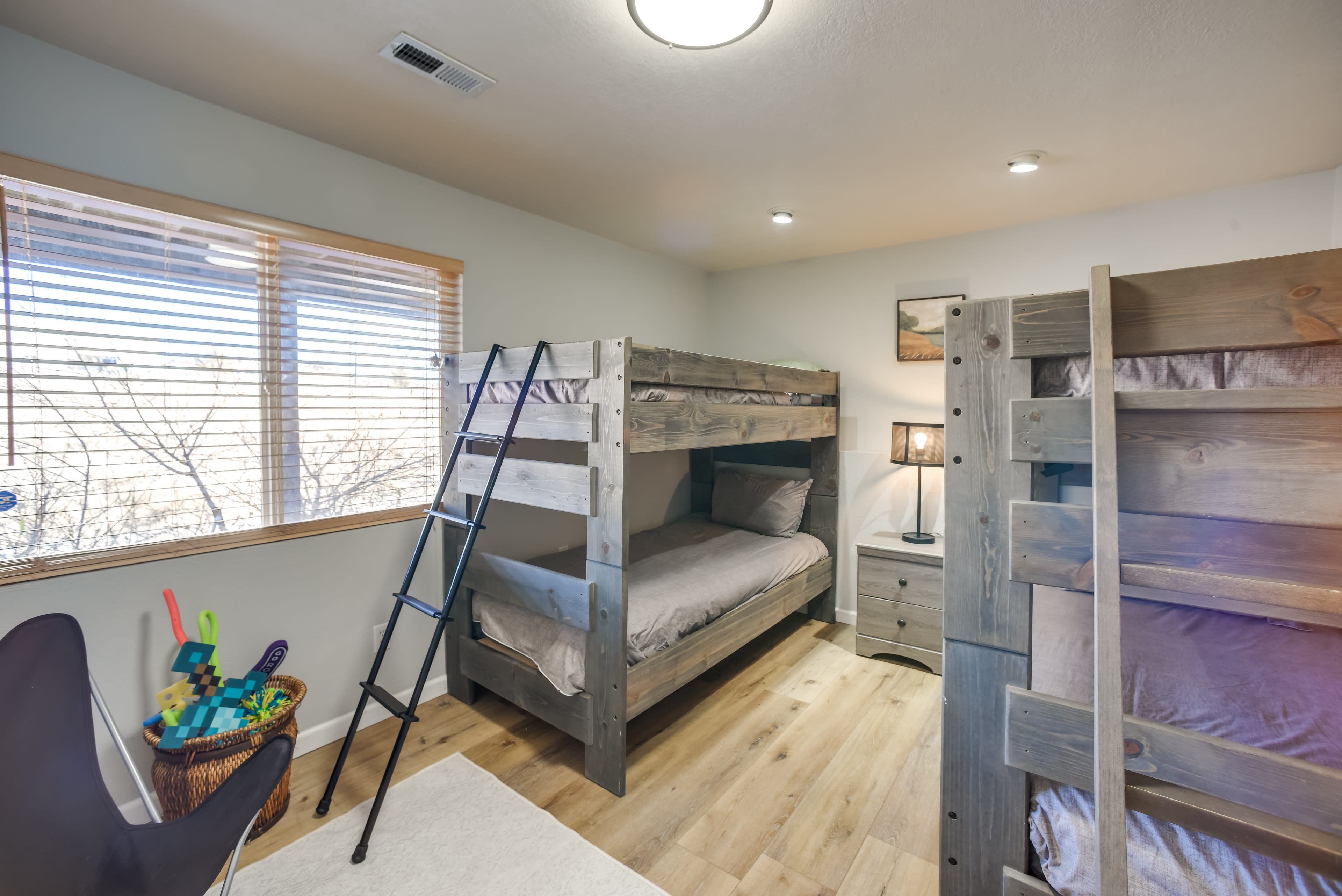 Bedroom 4 | 2 Twin Bunk Beds | Children Only