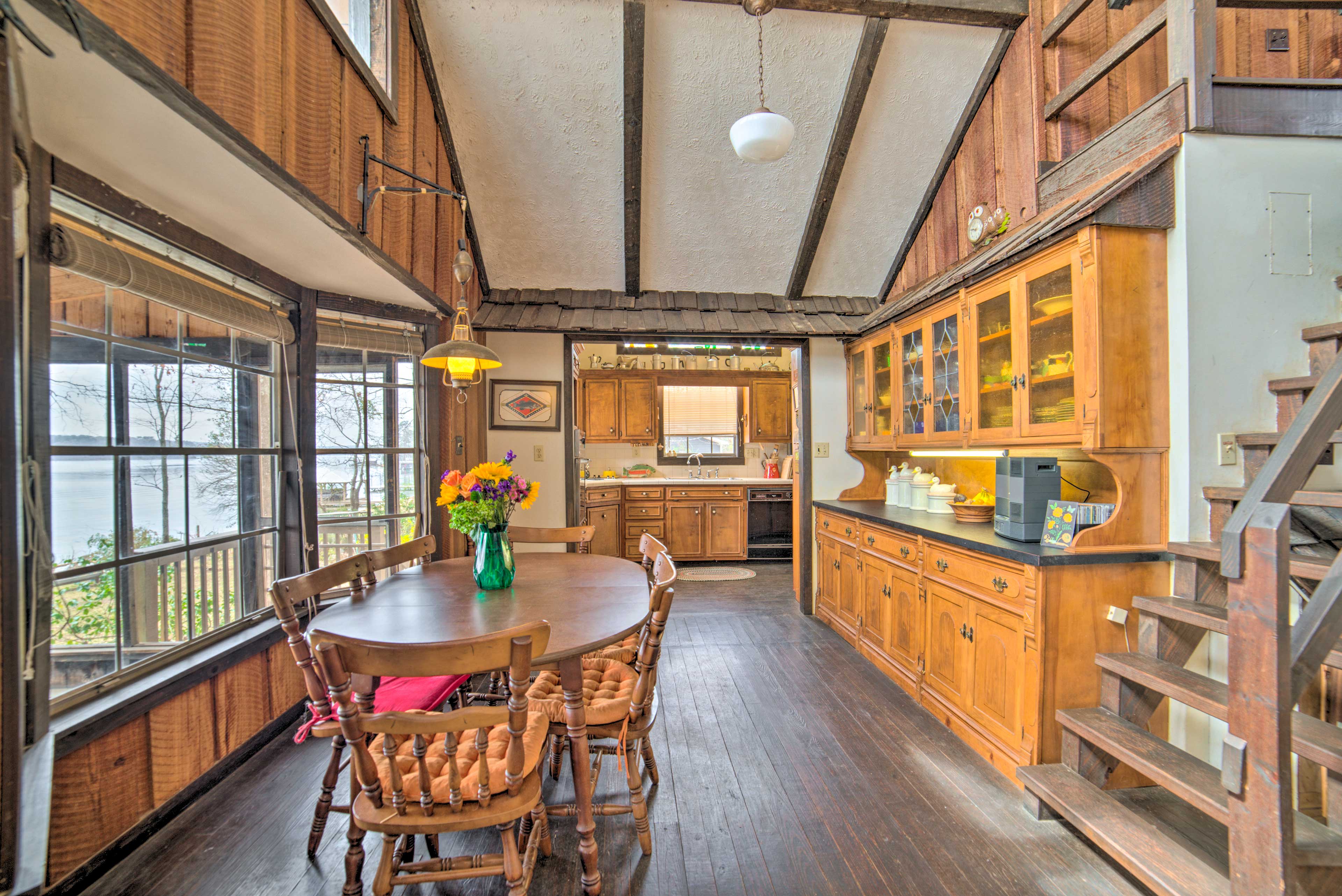 Dining Area | 1st Floor | Dishware/Flatware