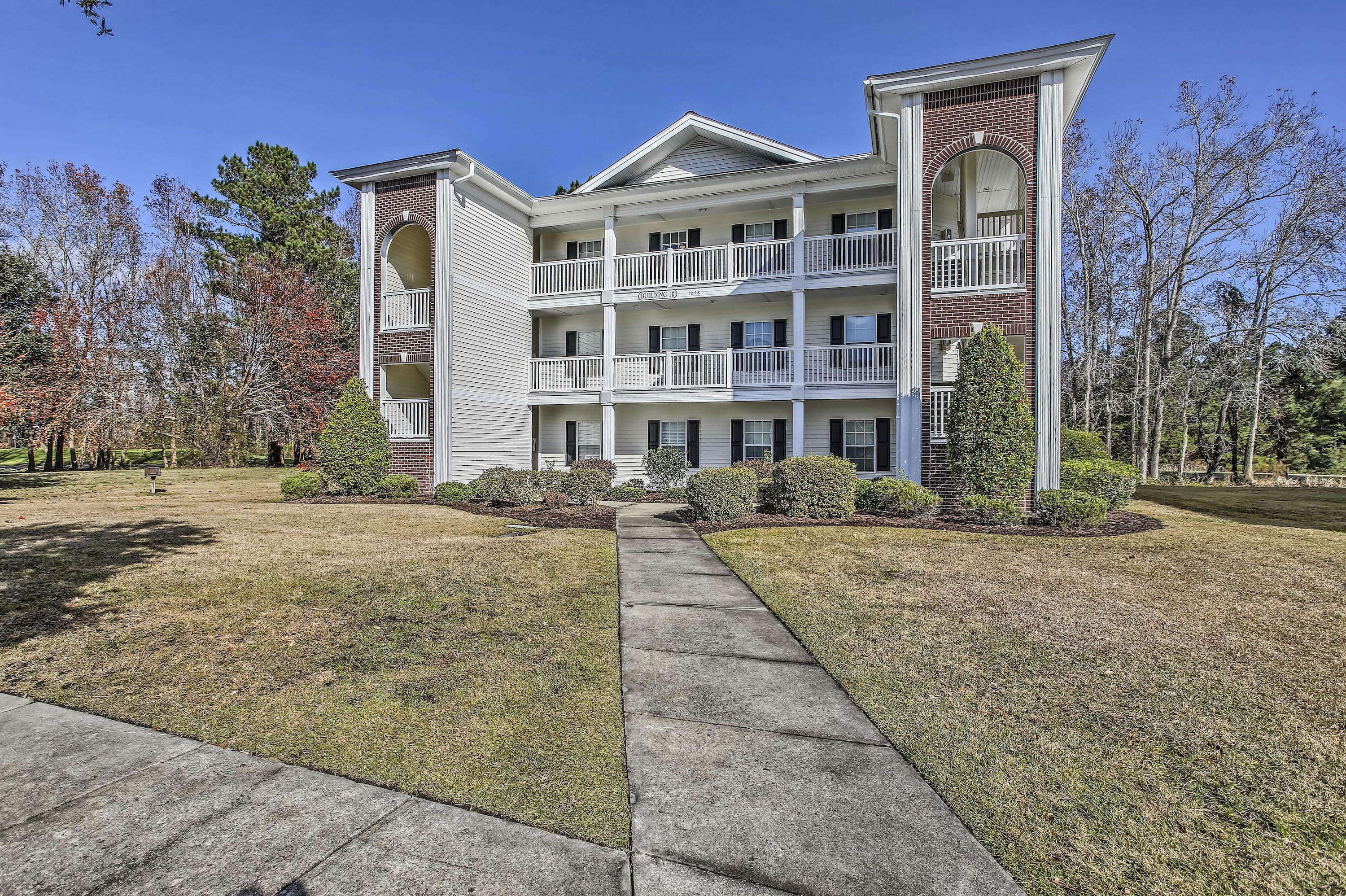 Front Entrance | Keyless Entry