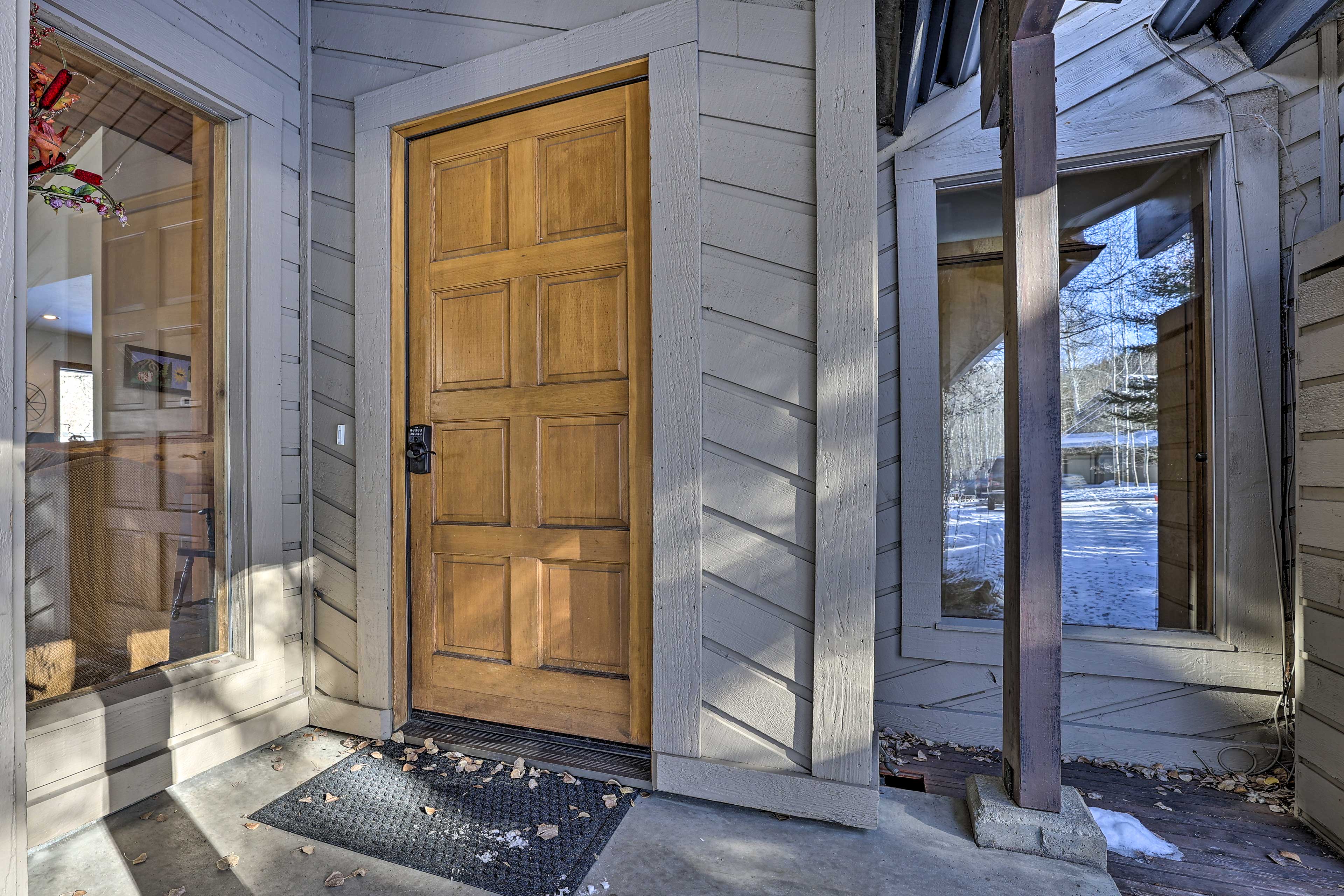 Private Entrance | Keyless Entry