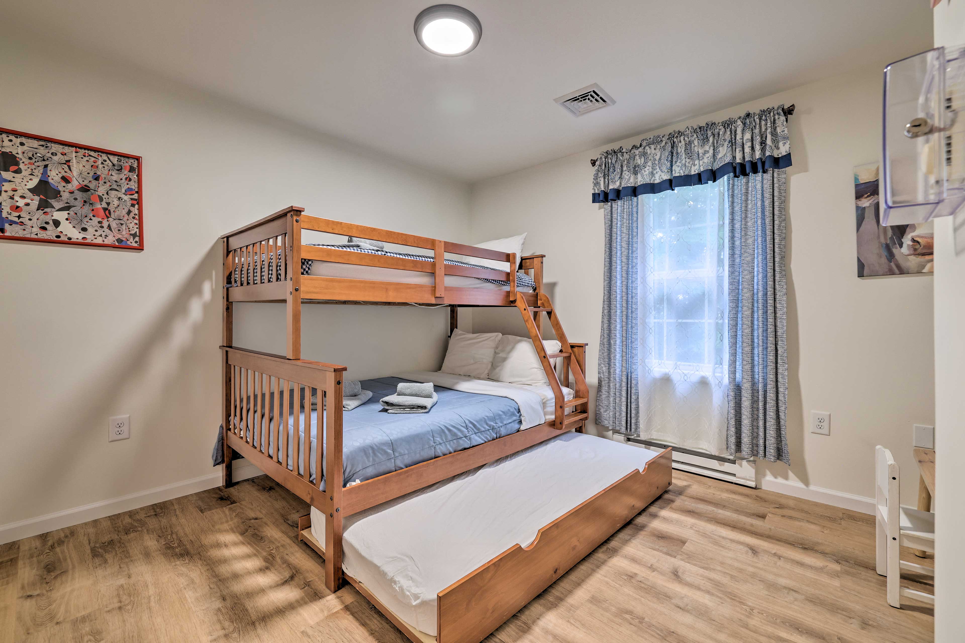 Bedroom 3 | Twin/Full Bunk Bed  w/ Twin Trundle | Linens Provided