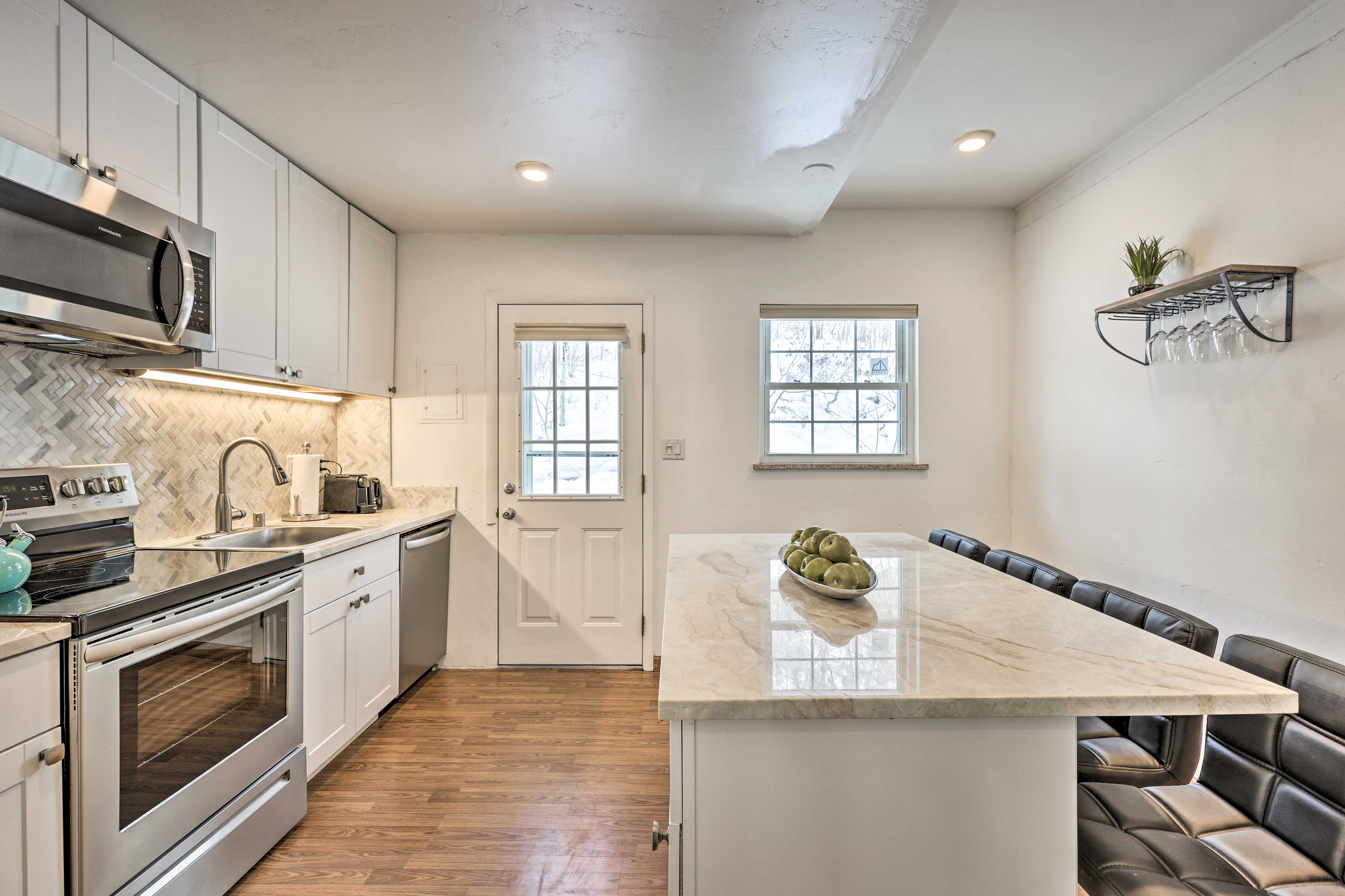 Fully Equipped Kitchen | Condo Entryway