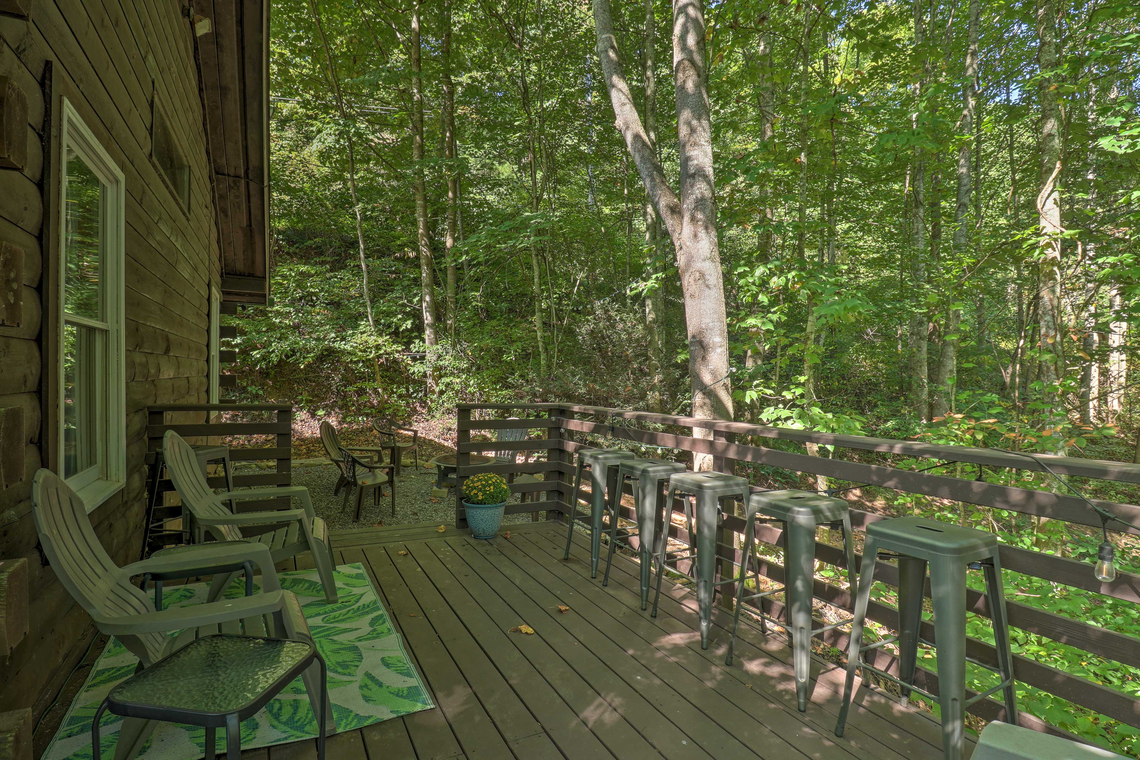 Private Deck