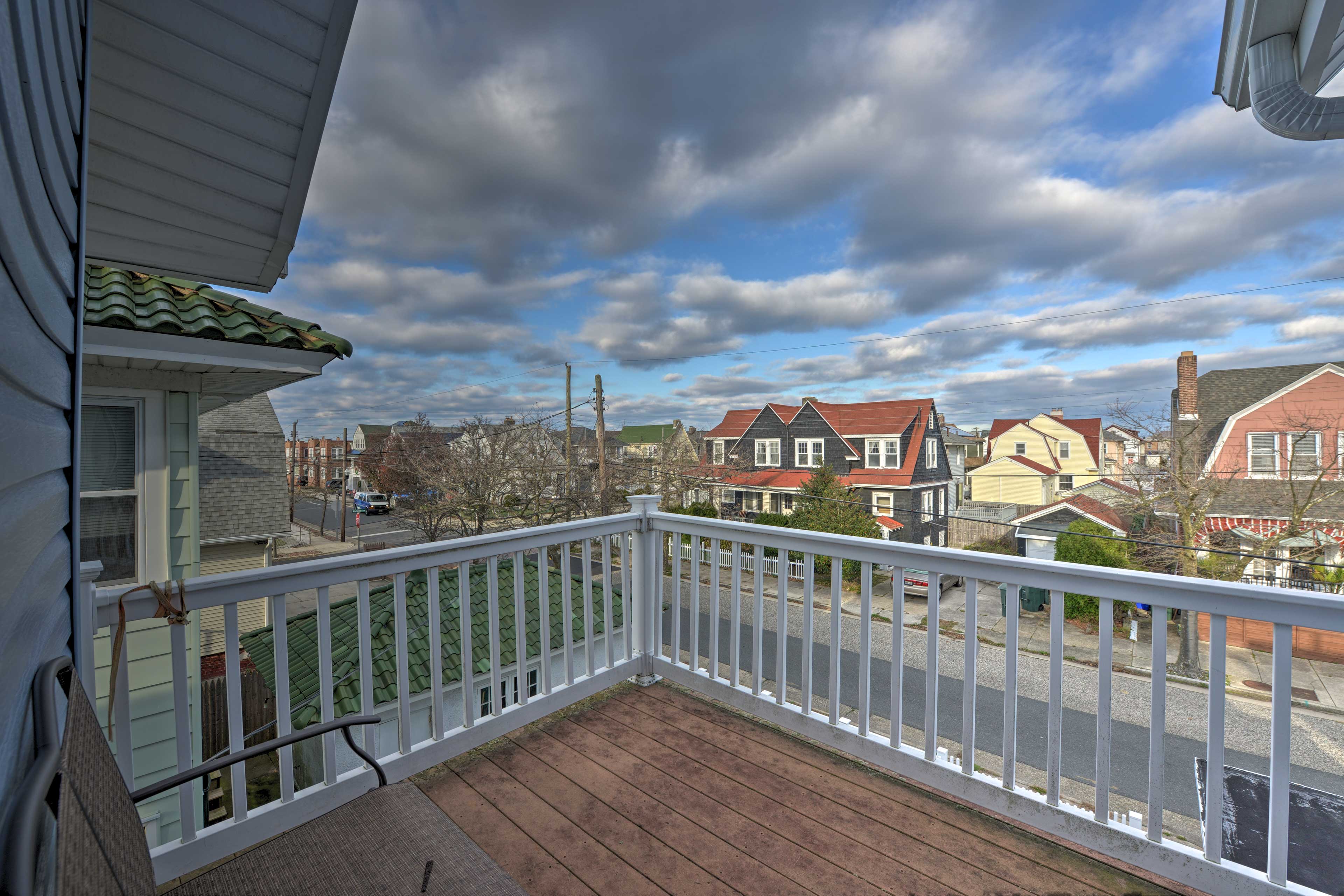 Bedroom 1 | Private Deck