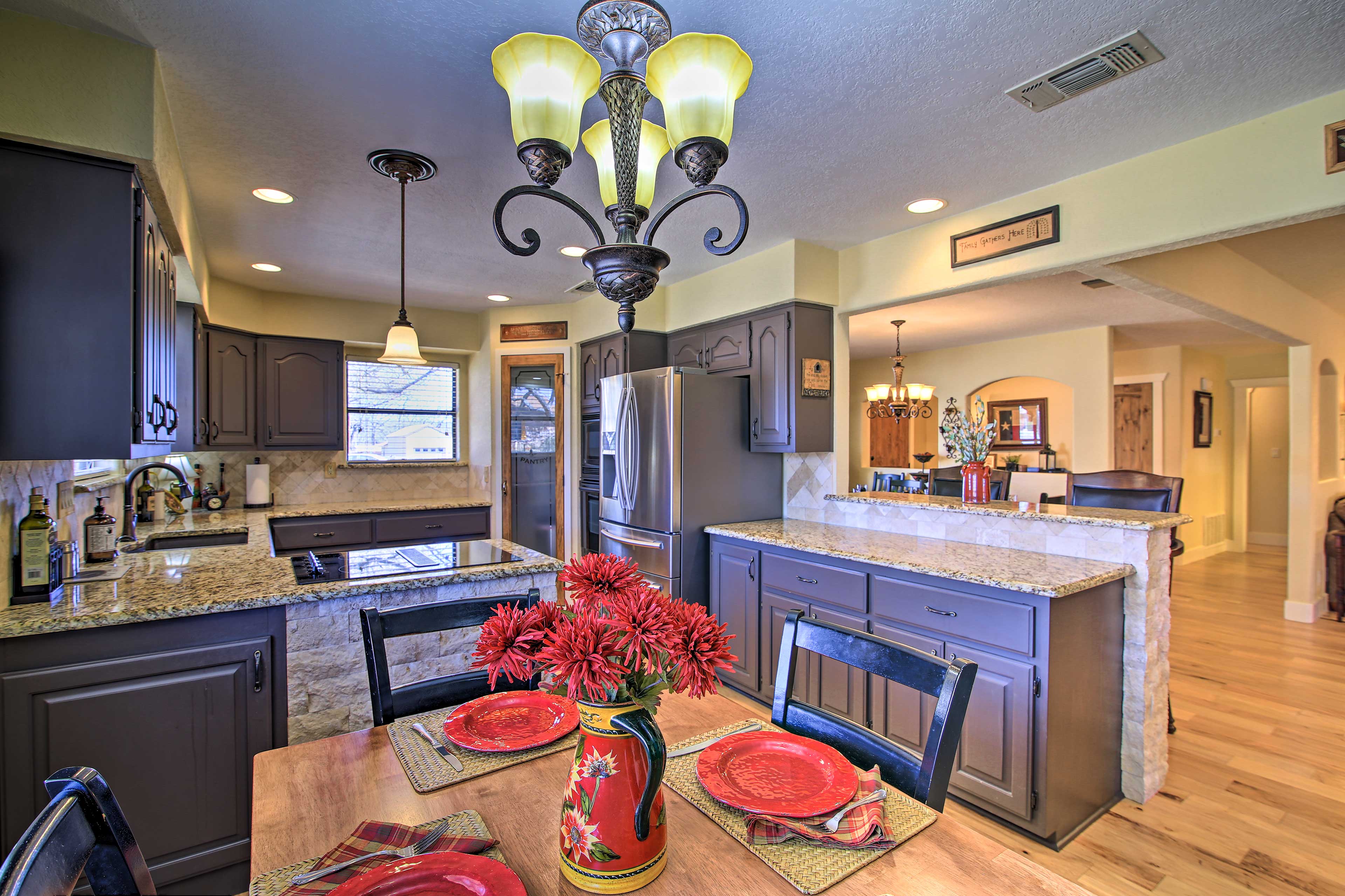 Dining Table | Fully Equipped Kitchen