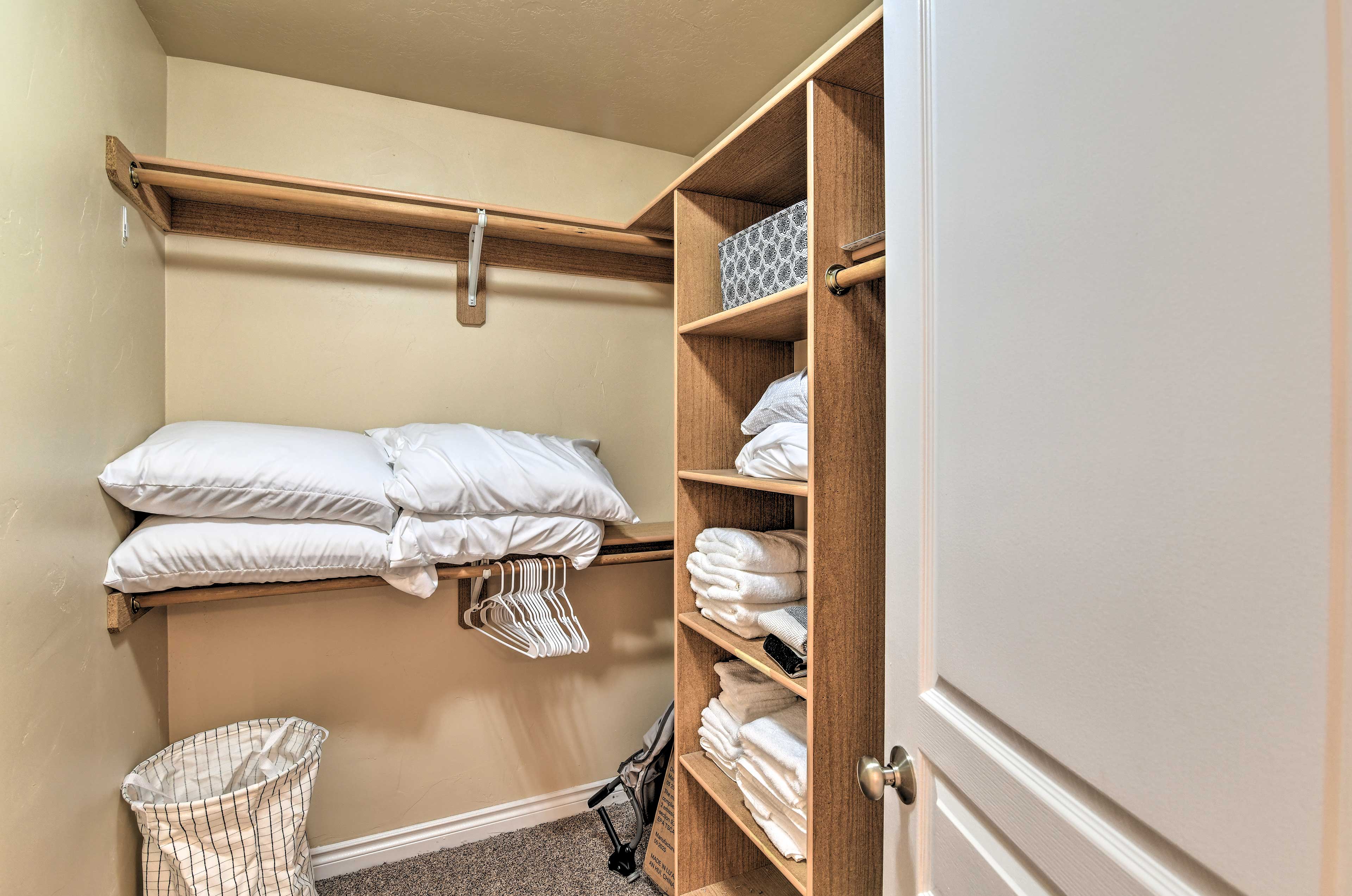 Walk-In Closet | Extra Linens