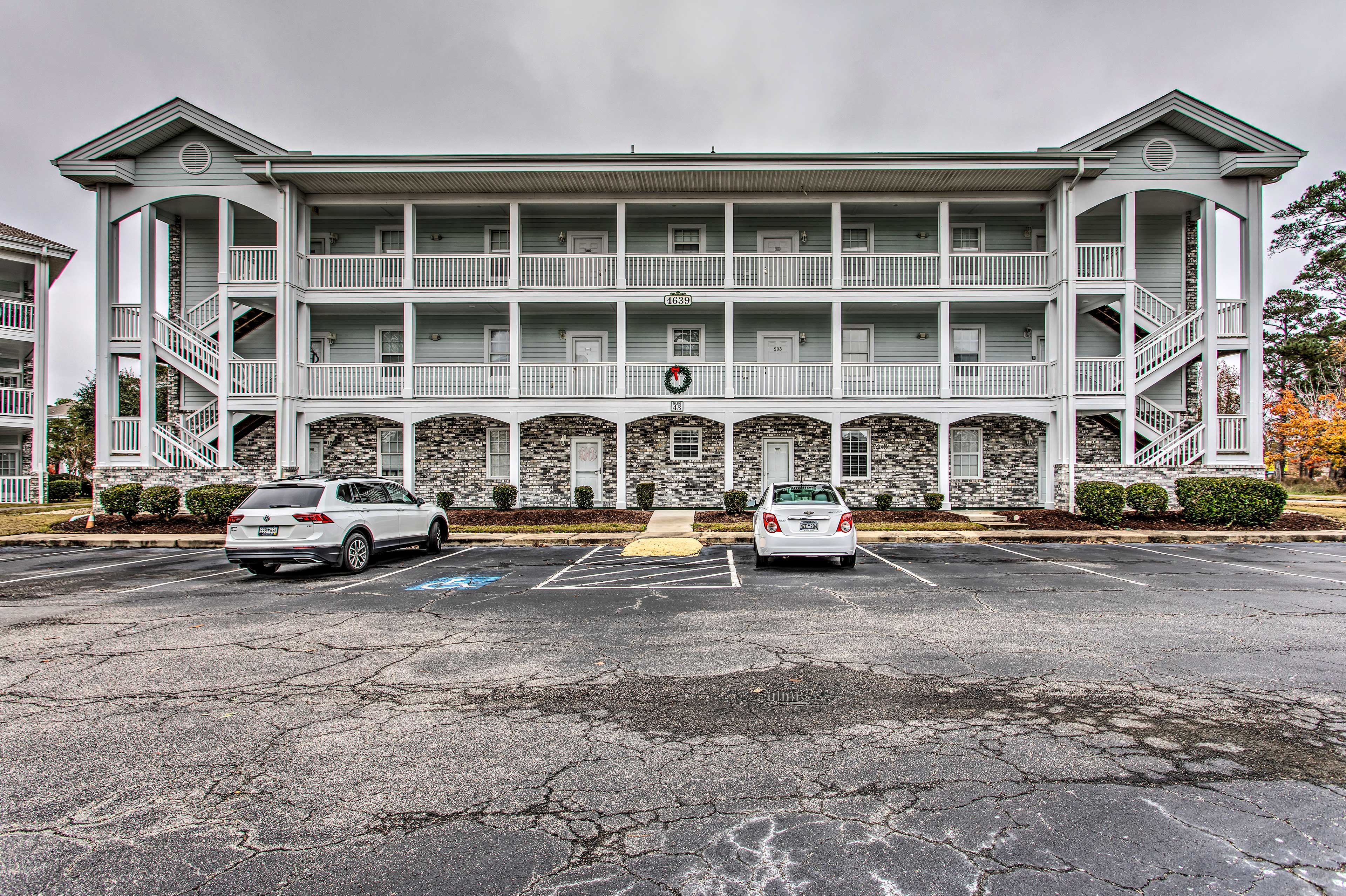 Parking | Community Lot (2 Vehicles) | Bike Rack Available On-Site