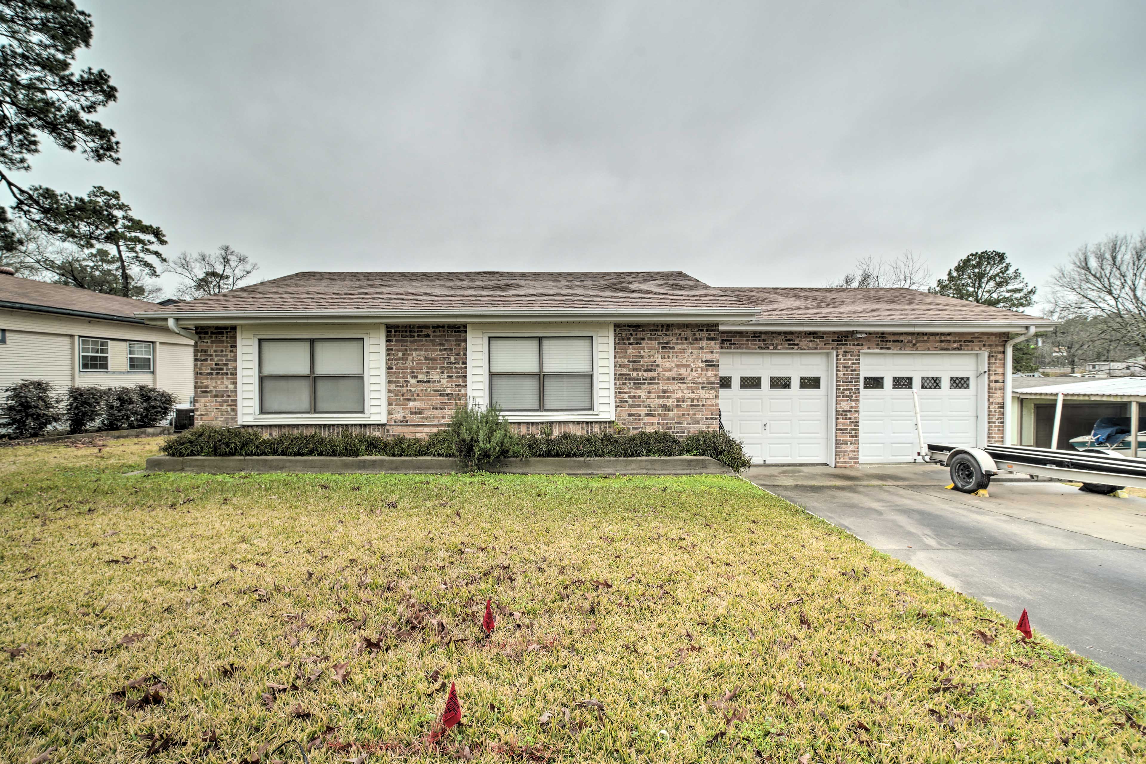 House Exterior | Garage Parking (2 Vehicles) | Driveway Parking (2 Vehicles)