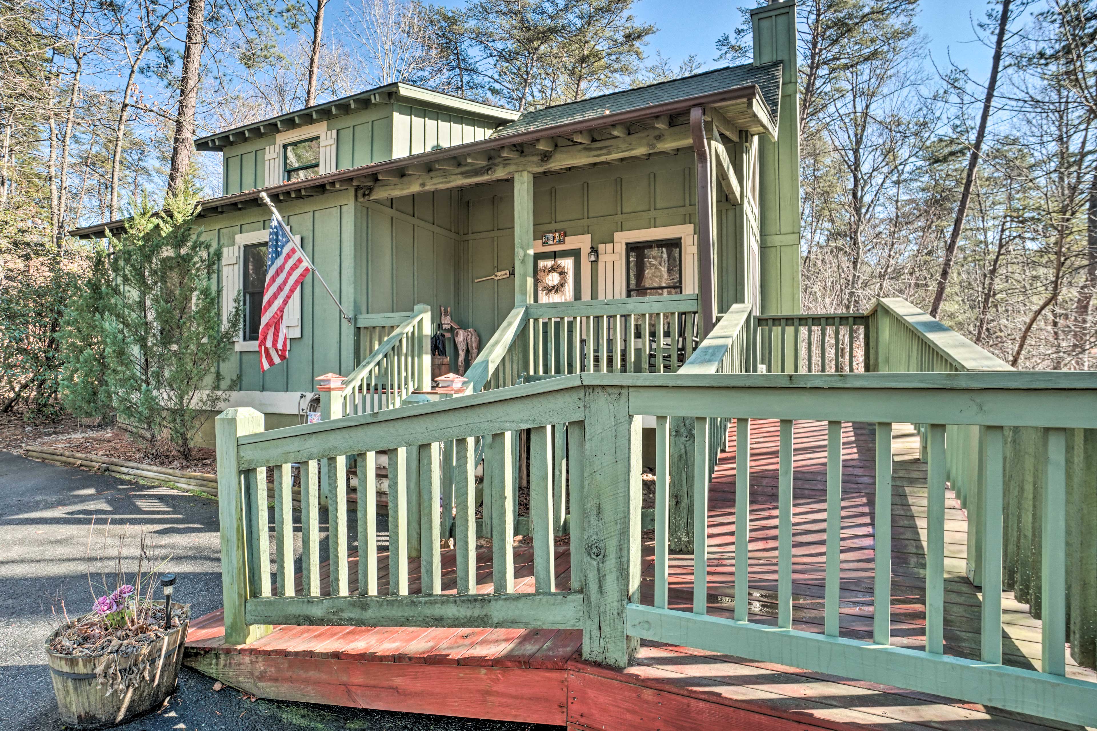 Cabin Exterior | Step-Free Access Ramp | 2-Story Home