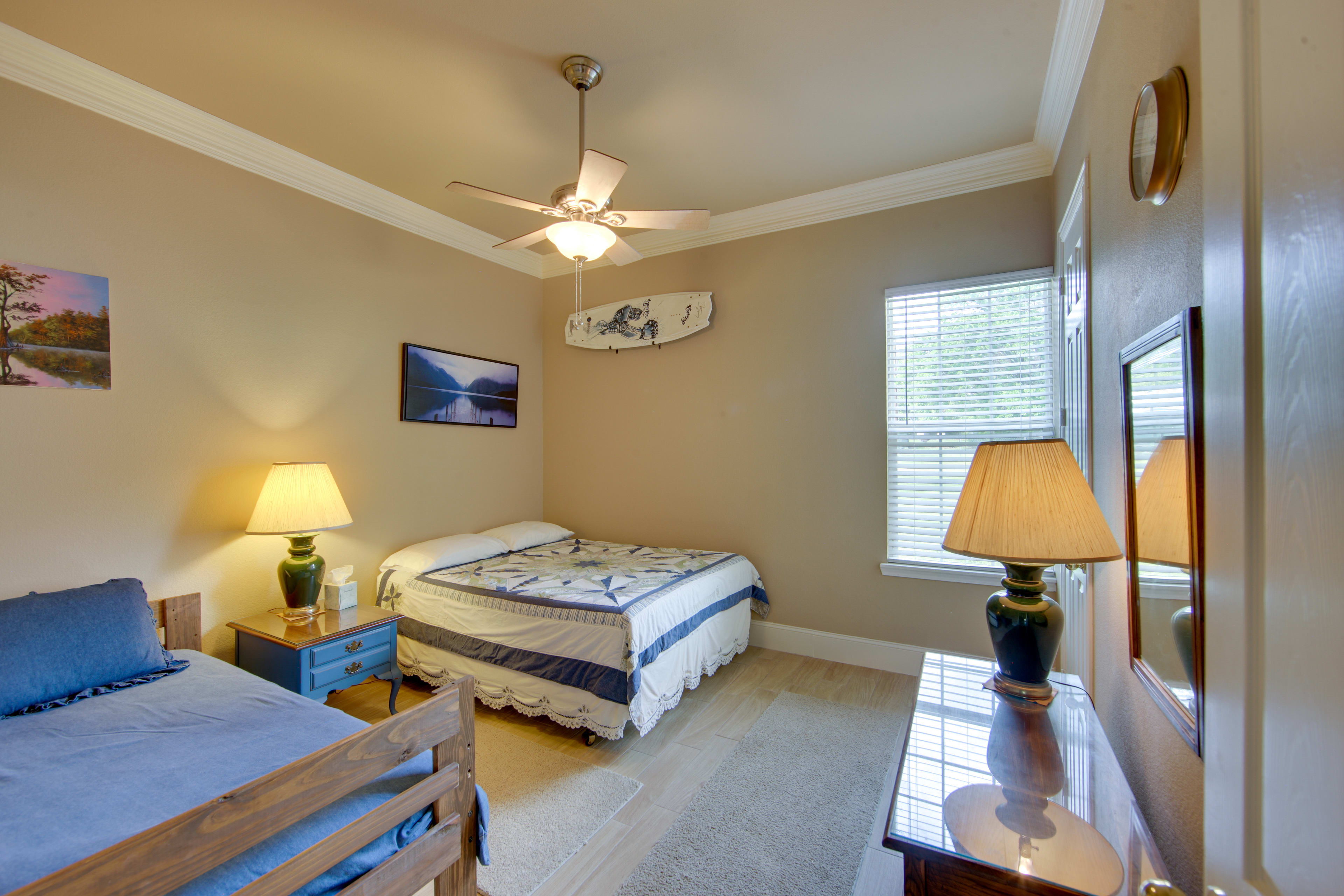 Bedroom 3 | Queen Bed | Twin Bed