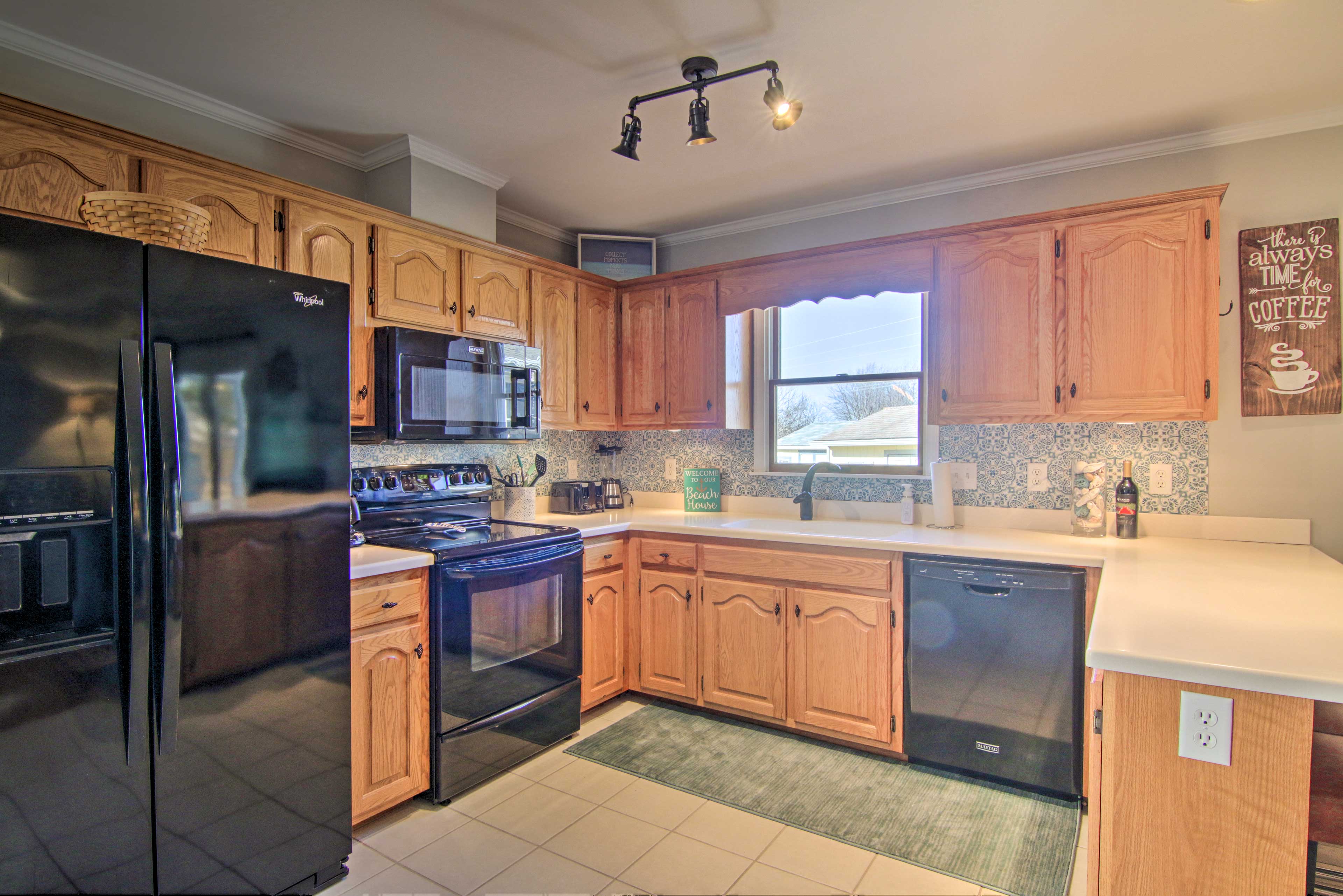 Kitchen | Fully Equipped | Cooking Basics