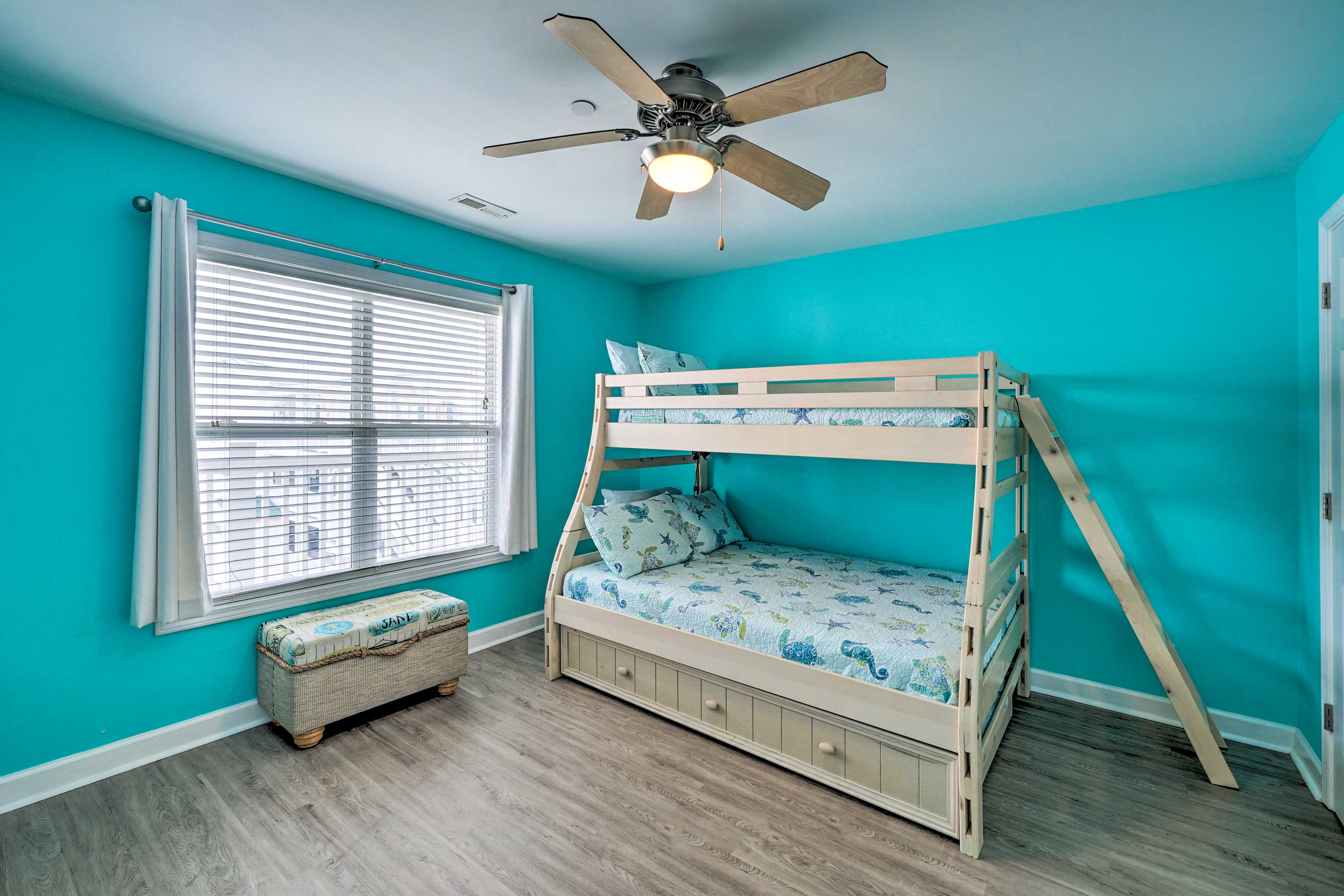 Bedroom 2 | Twin/Full Bunk Bed w/ Twin Trundle | Linens Provided