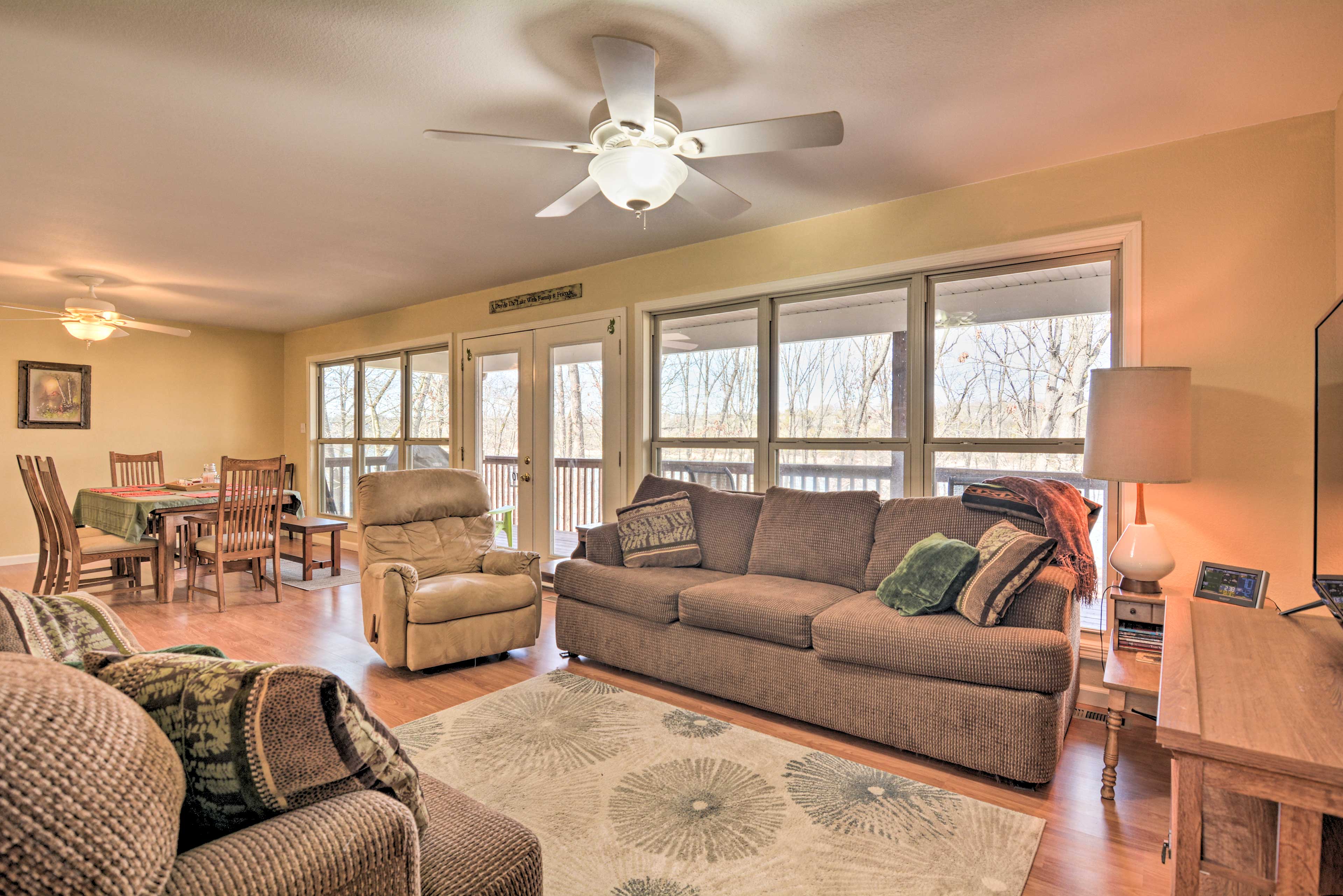 Living Room | Central Heat & Air Conditioning