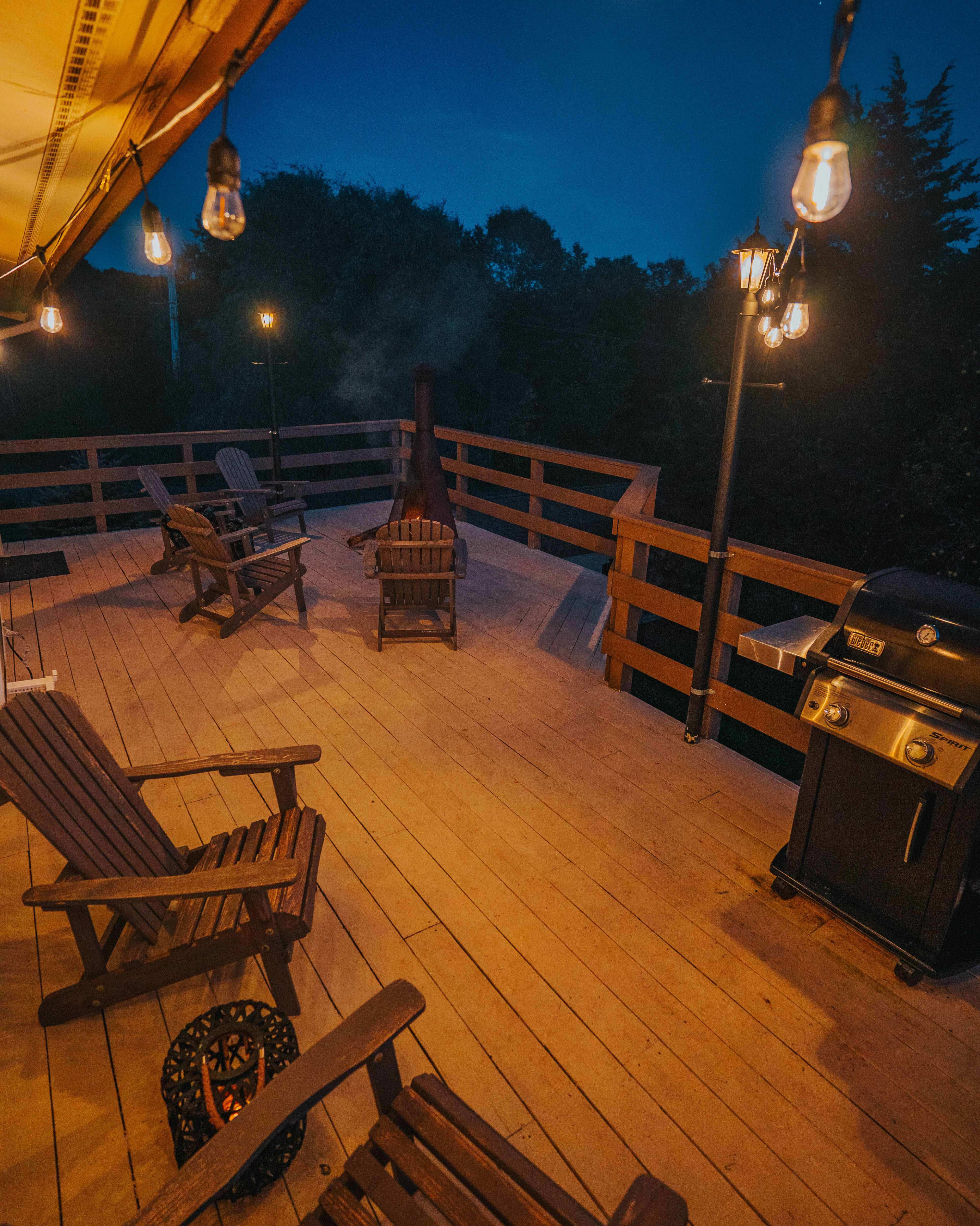 Private Deck | Gas Grill | Dining Table