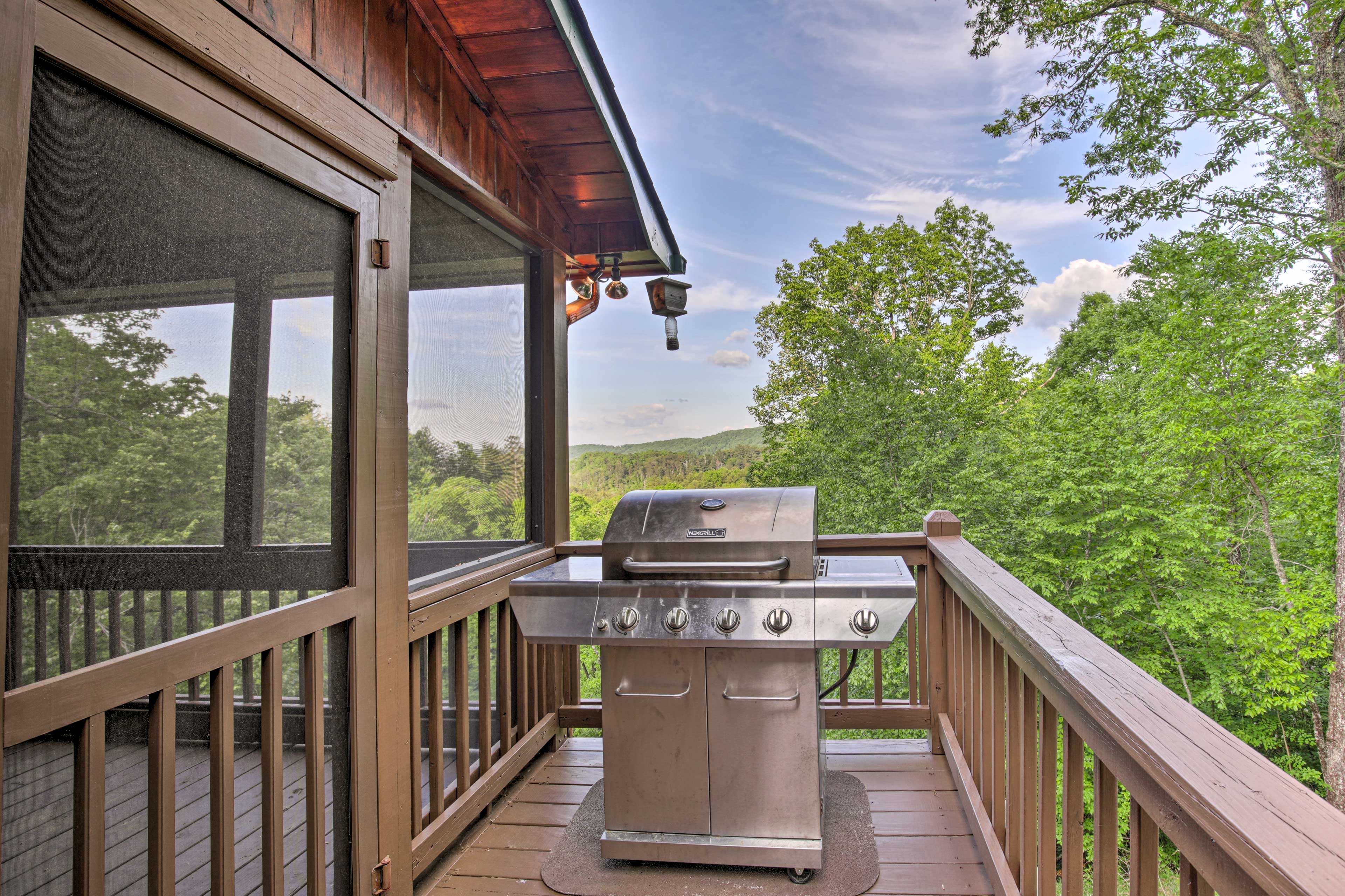 Exterior Space | Gas Grill