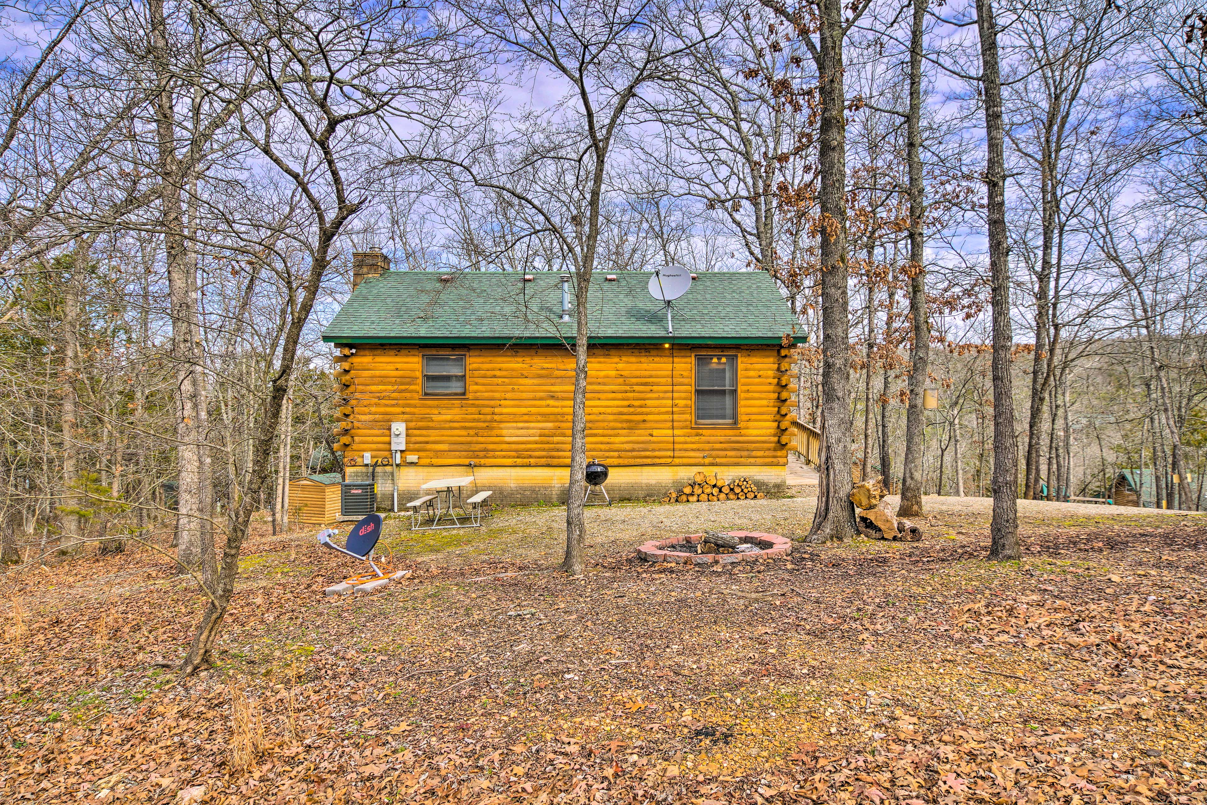 Cabin Exterior | Charcoal Grill