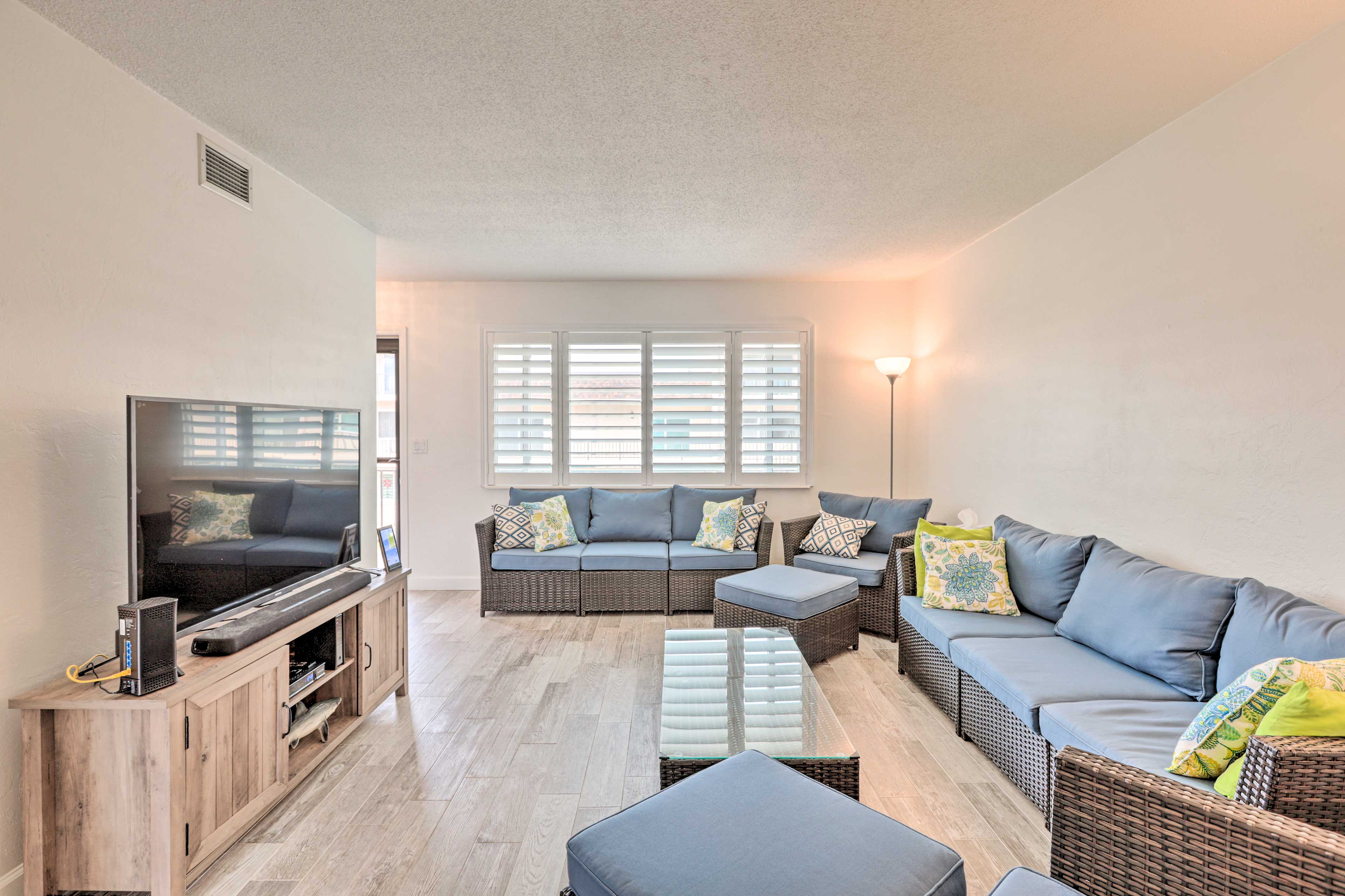 Ponce Inlet Vacation Rental Condo | 2BR | 1.5BA | 1,148 Sq Ft | Stairs Required