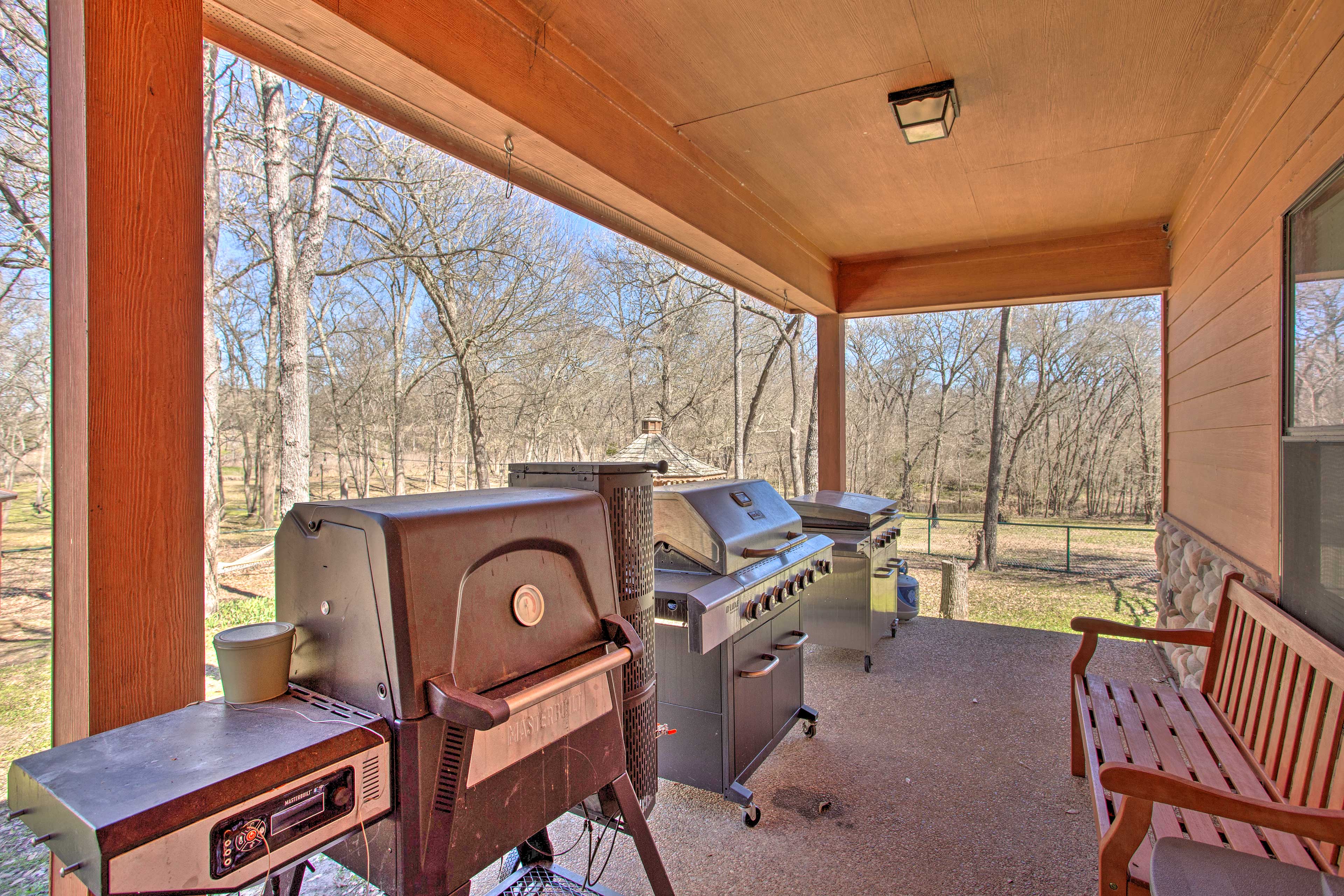 Furnished Patio | Charcoal Grill/Smoker | 6-Burner Grill