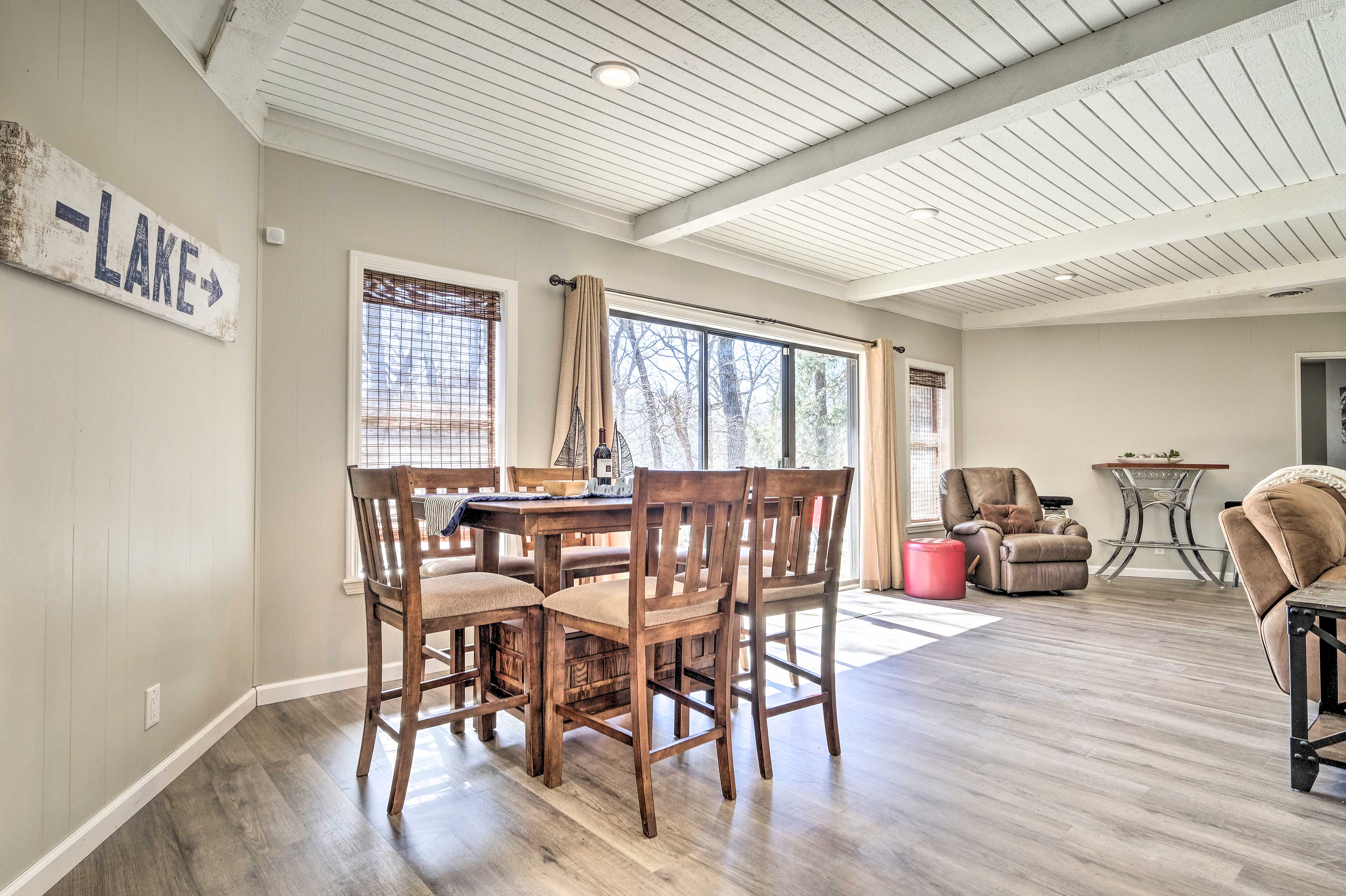 Dining Room | Dishware & Flatware