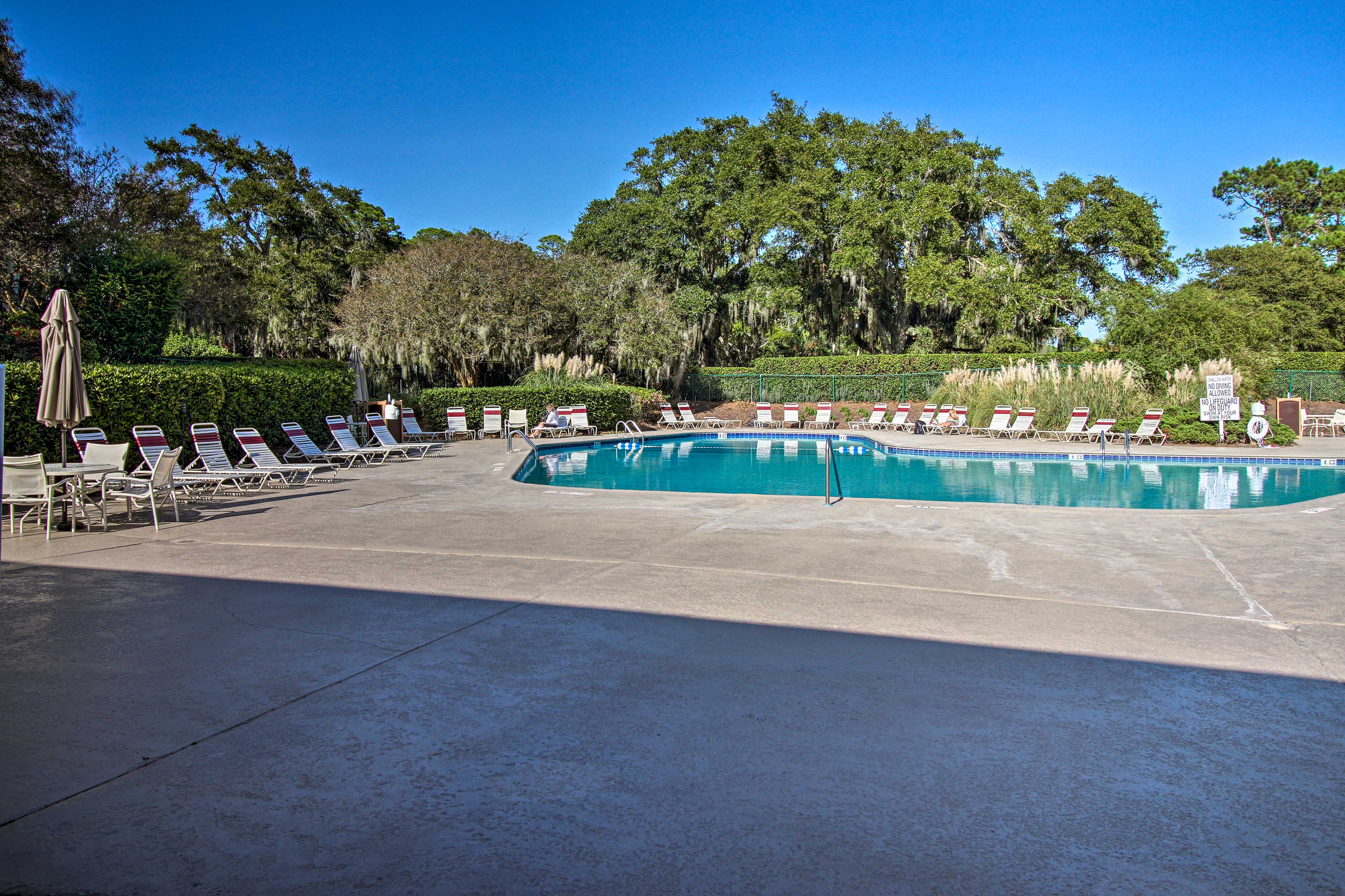 Mariner's Way Community Pool