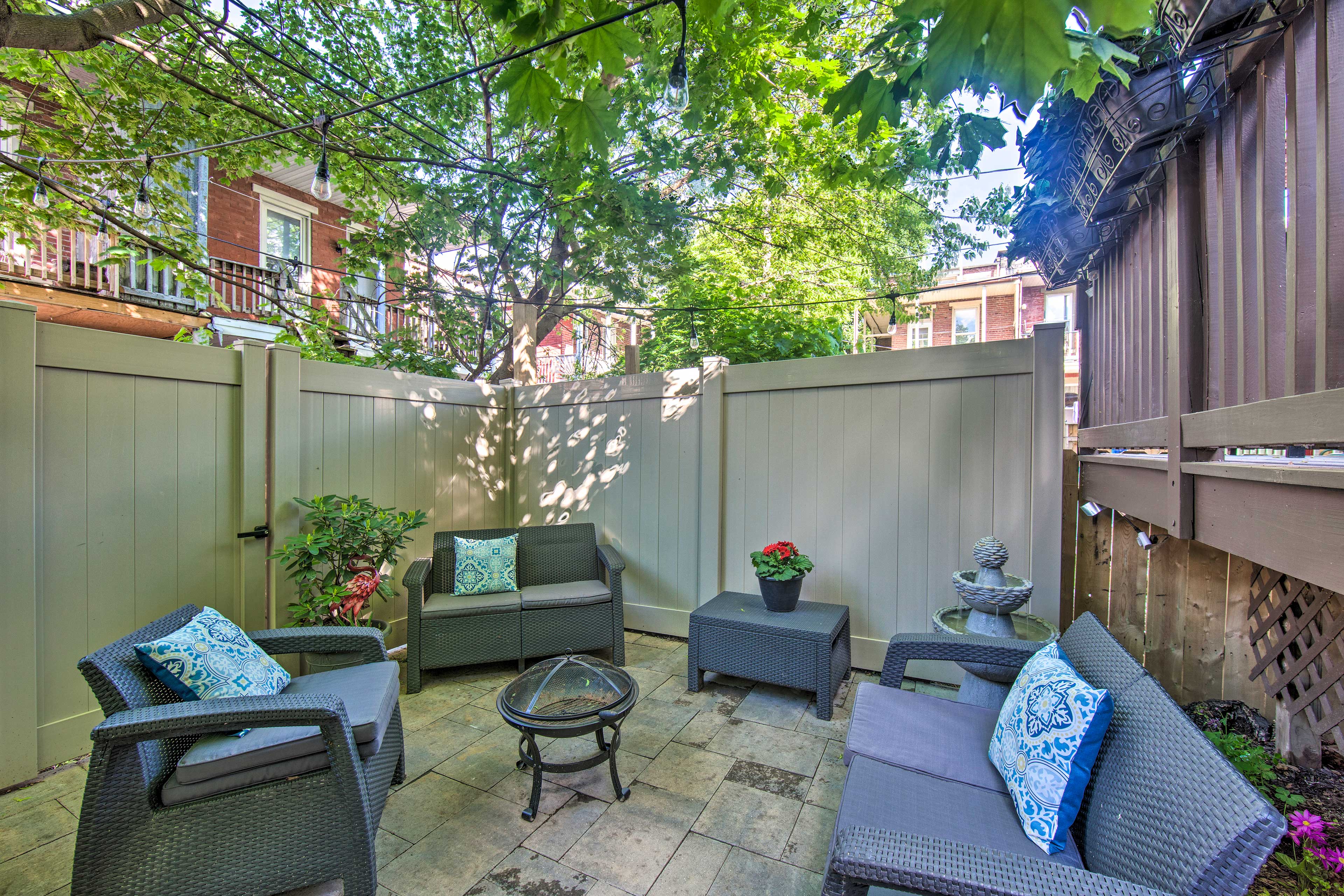 Fenced-In Yard | Gas Grill | Fire Pit