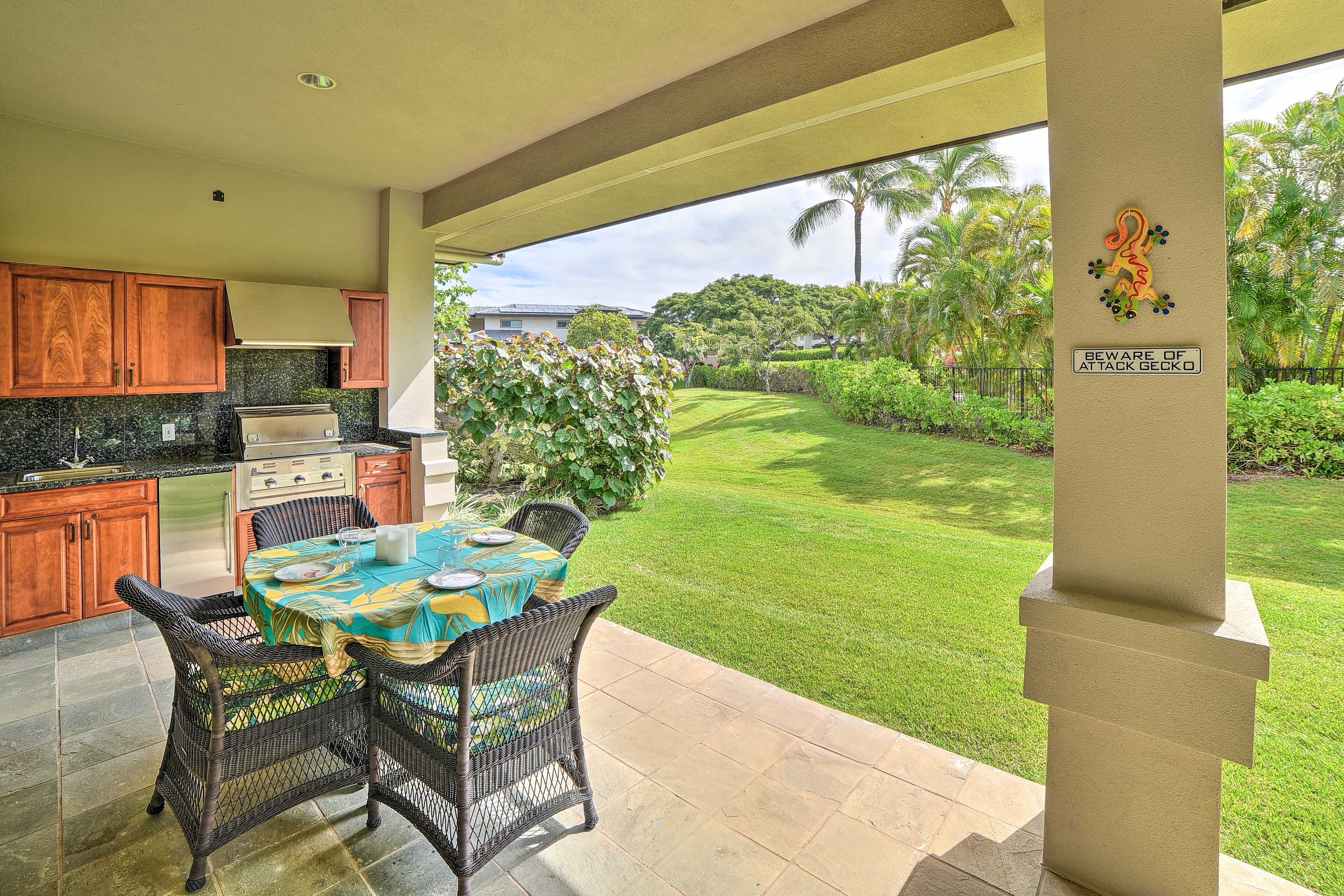 Lanai | Outdoor Kitchen | Gas Grill | Wet Bar