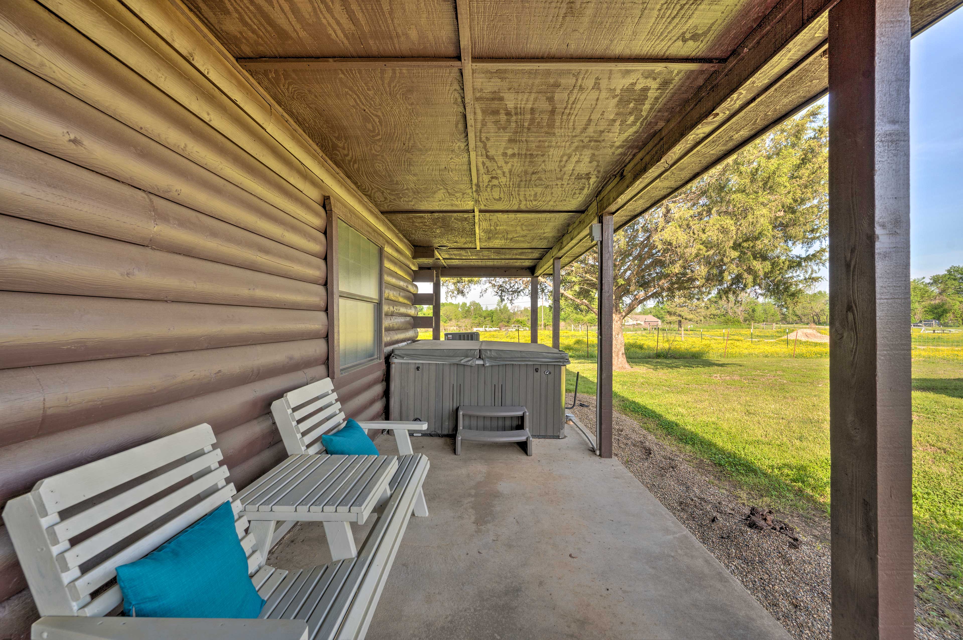 Covered Patio | Private Hot Tub