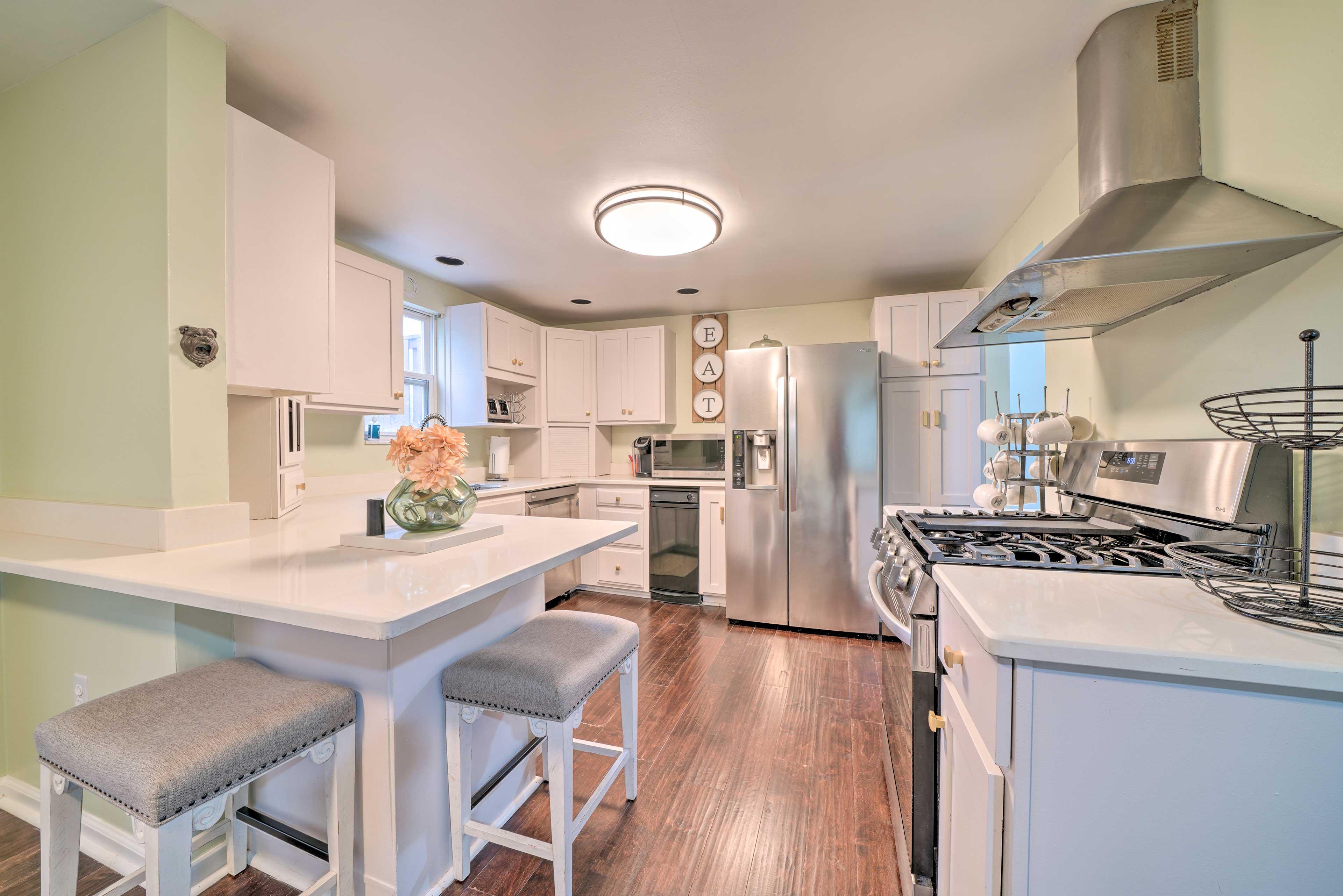 Kitchen | Fully Equipped | Stainless Steel Appliances