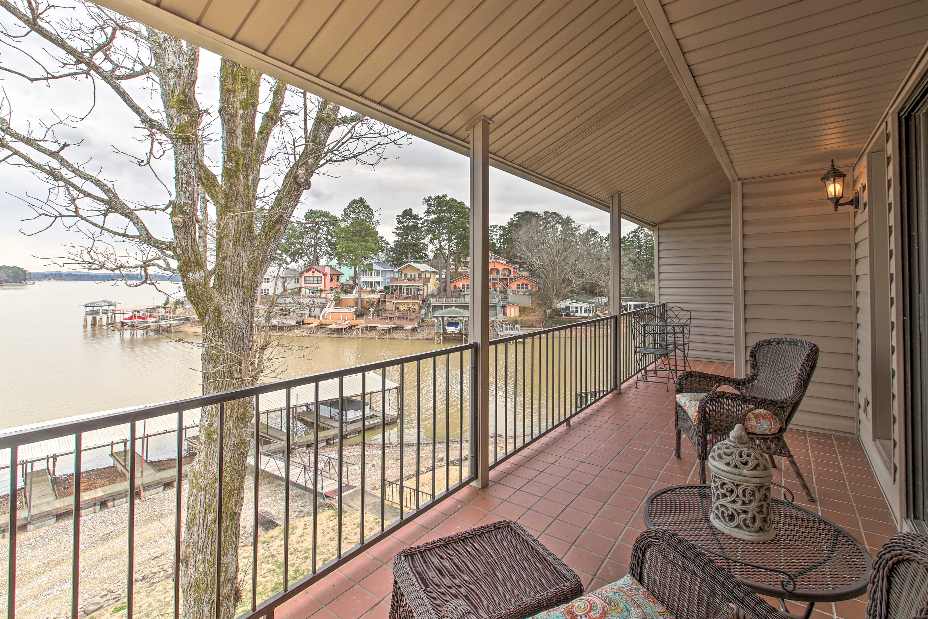 Private Waterfront Balcony