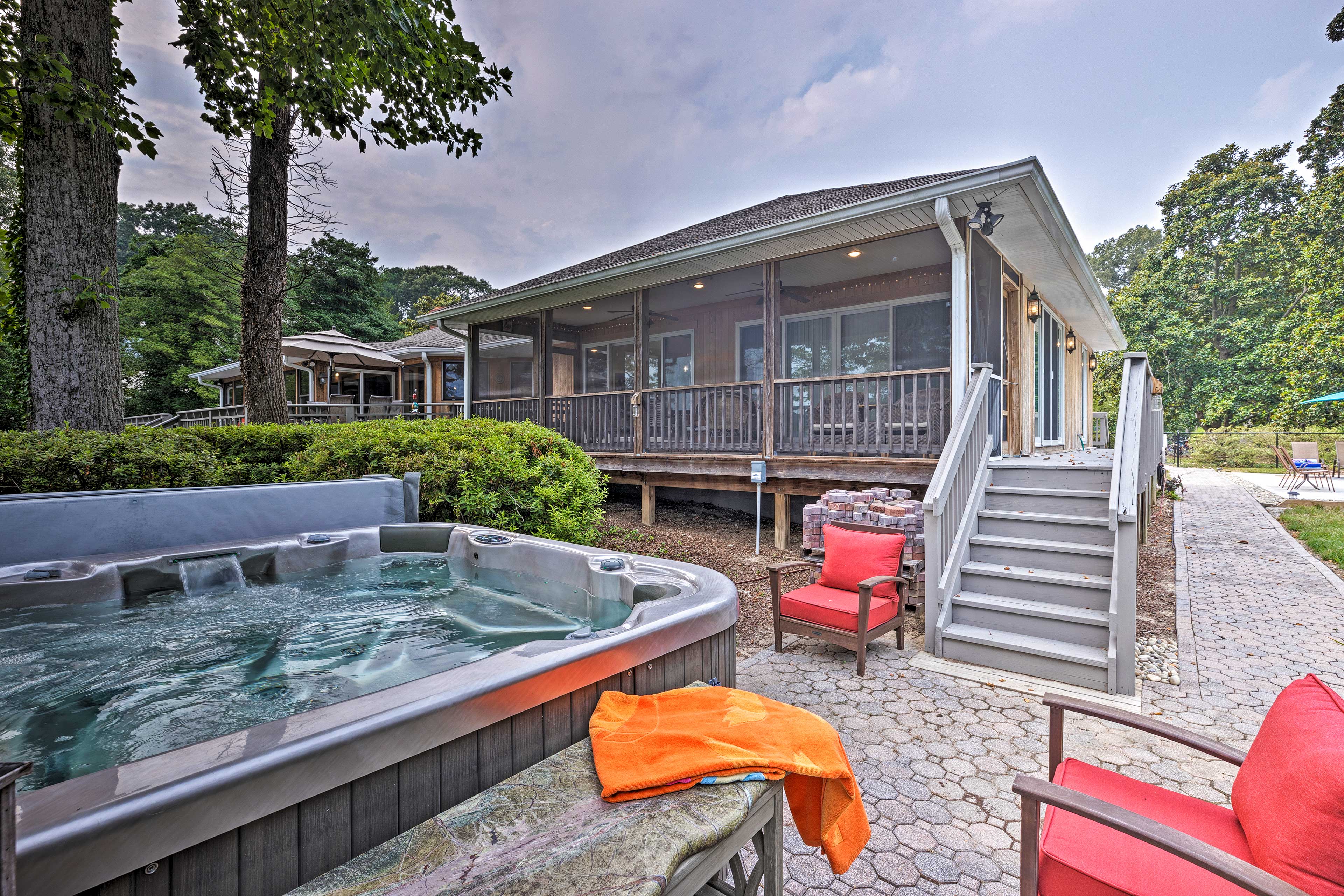 Backyard | Private Hot Tub